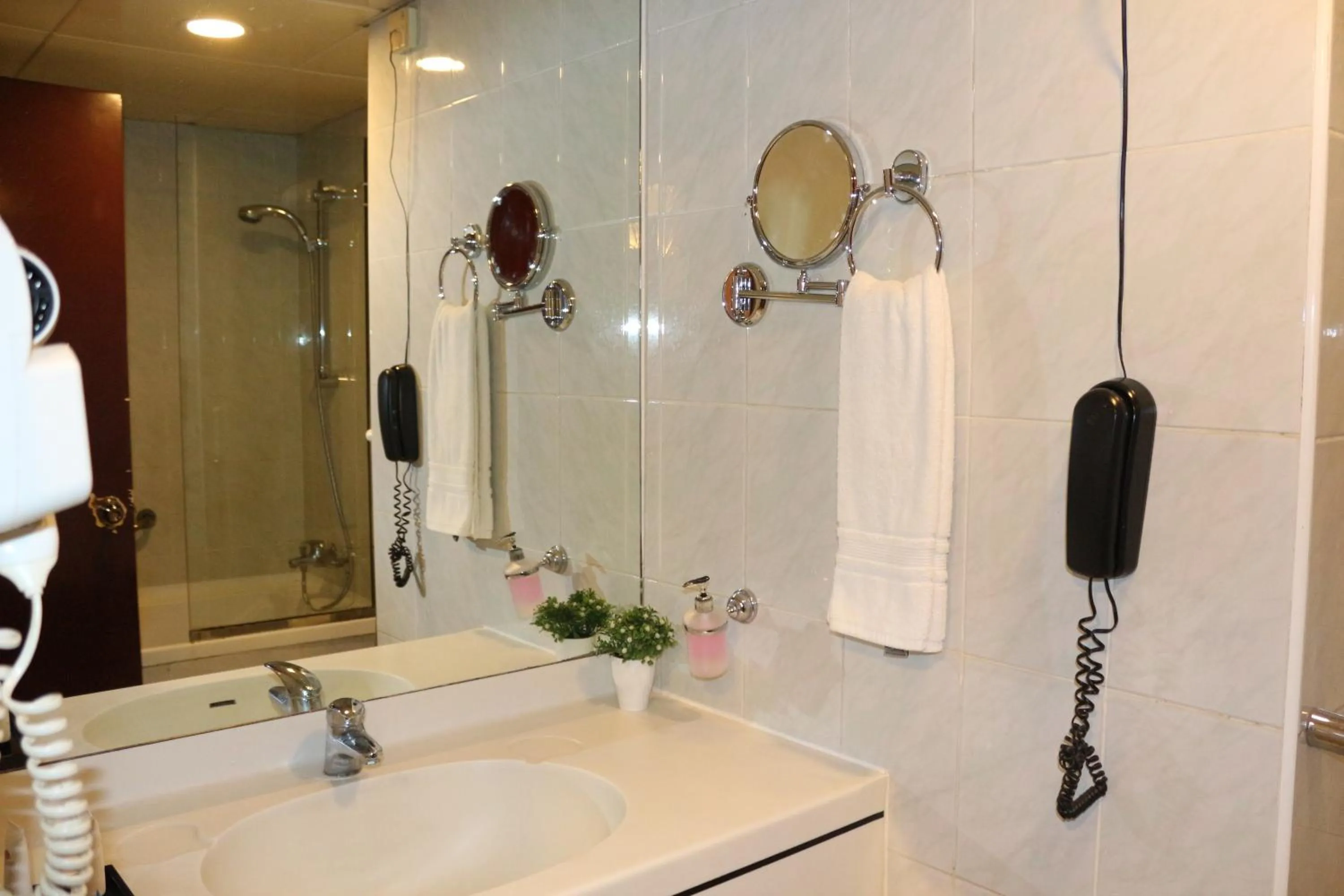 Bathroom in Al Khaleej Grand Hotel