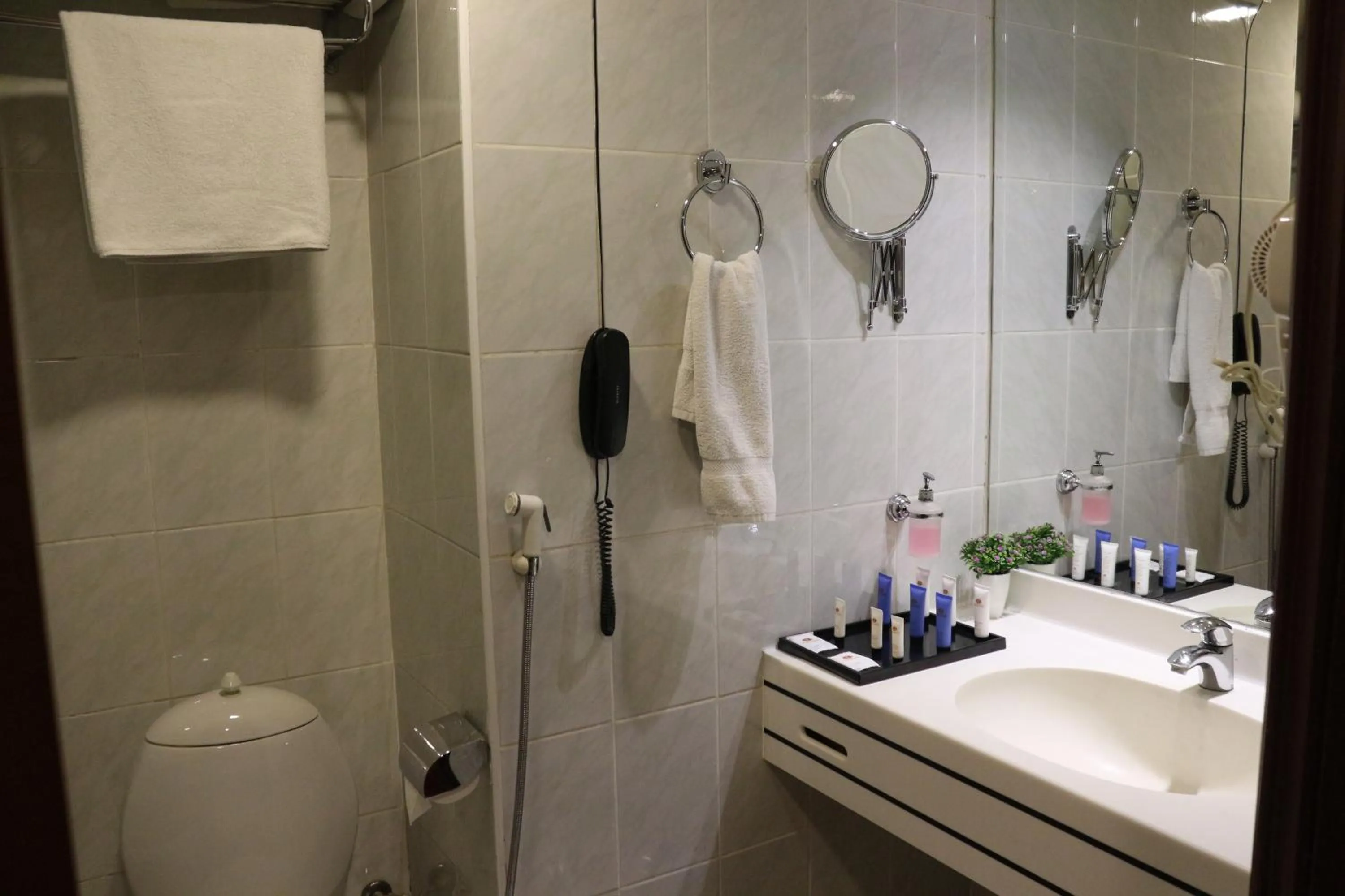 Bathroom in Al Khaleej Grand Hotel