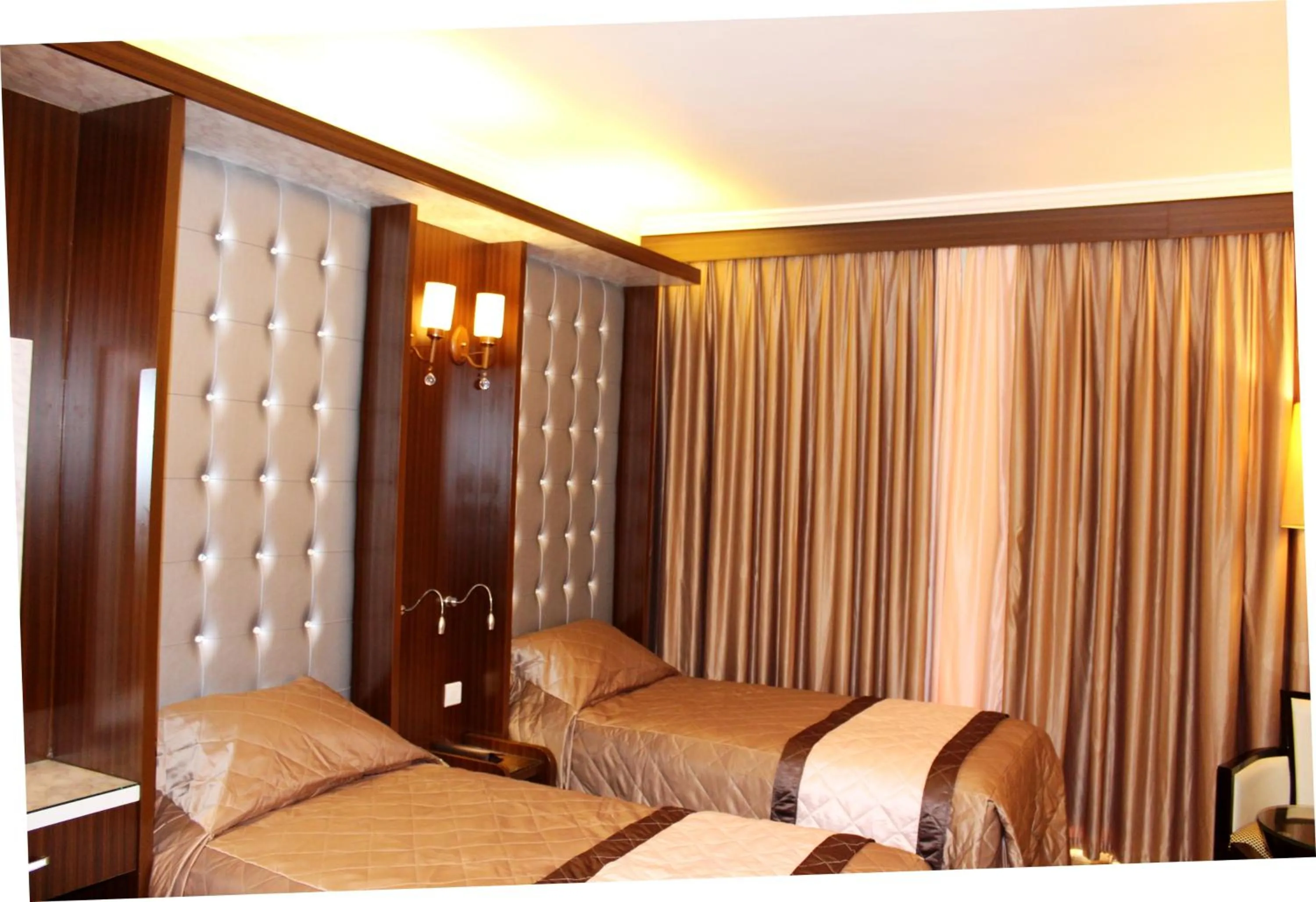 Bedroom, Bed in Al Khaleej Grand Hotel