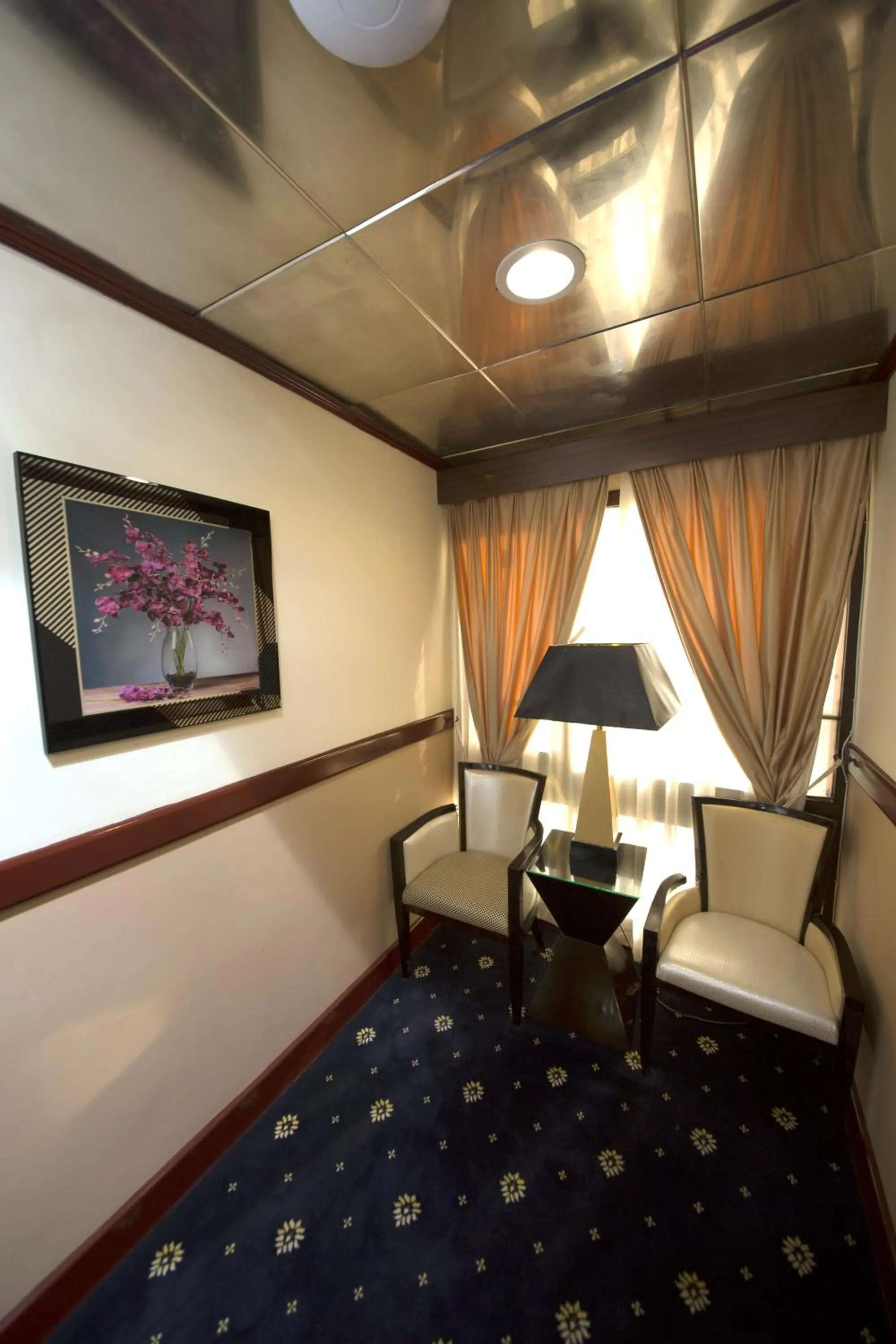 Decorative detail in Al Khaleej Grand Hotel