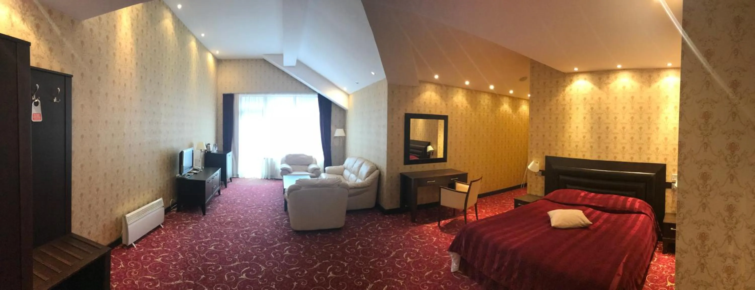 Photo of the whole room, Bed in Borovets Hills Ski & Spa - Half Board