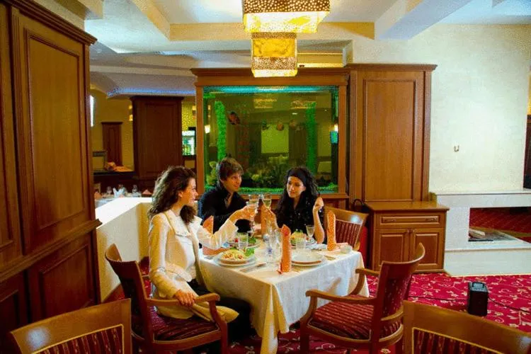 Restaurant/places to eat in Borovets Hills Ski & Spa - Half Board