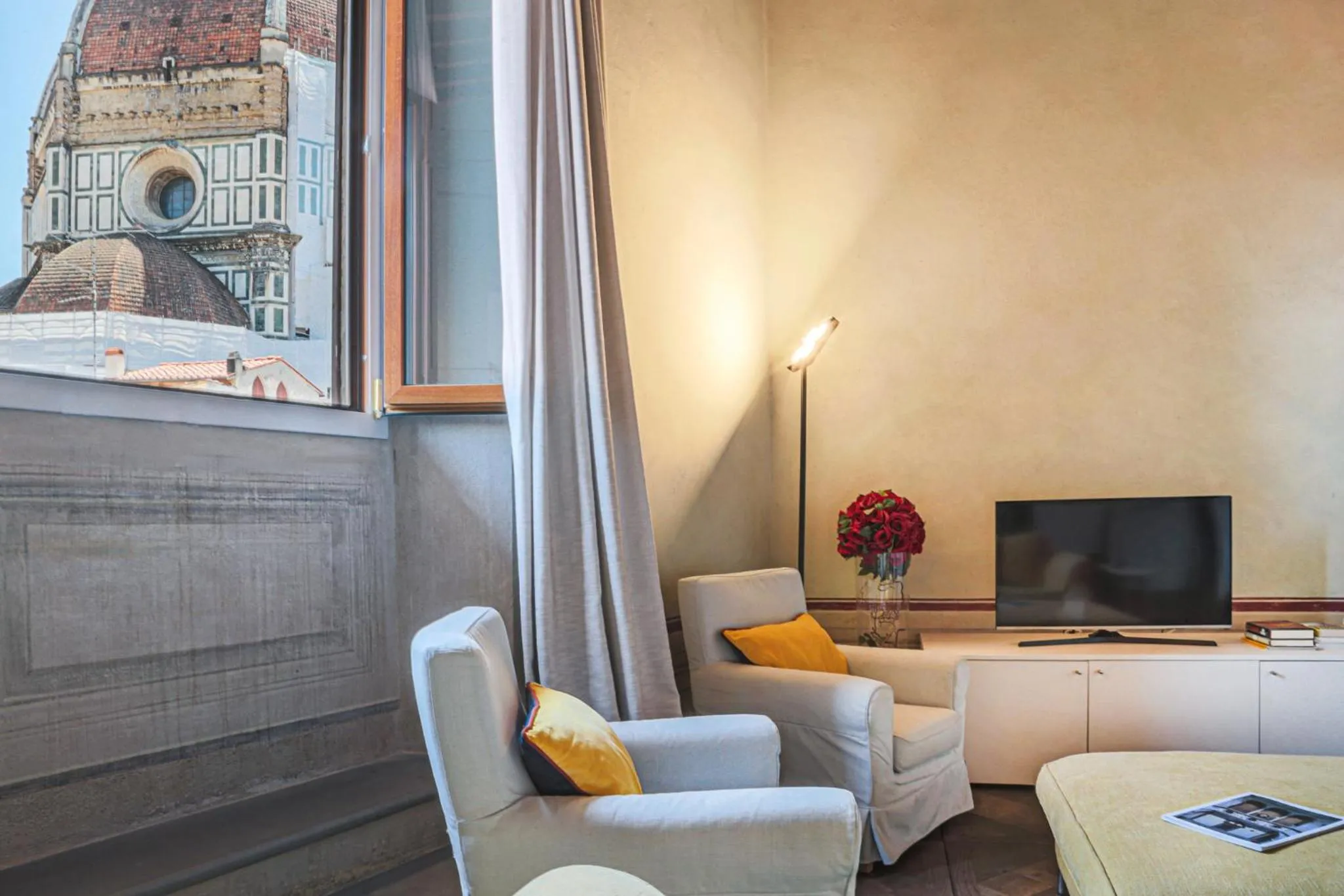 Living room in Apartments Florence - Ricasoli Terrace