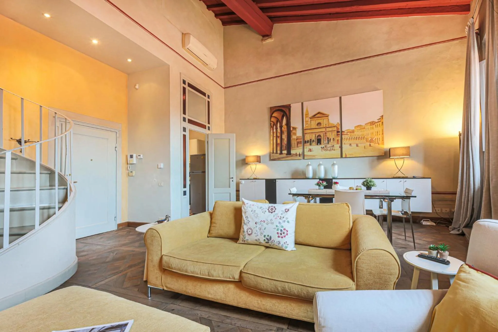 Living room in Apartments Florence - Ricasoli Terrace