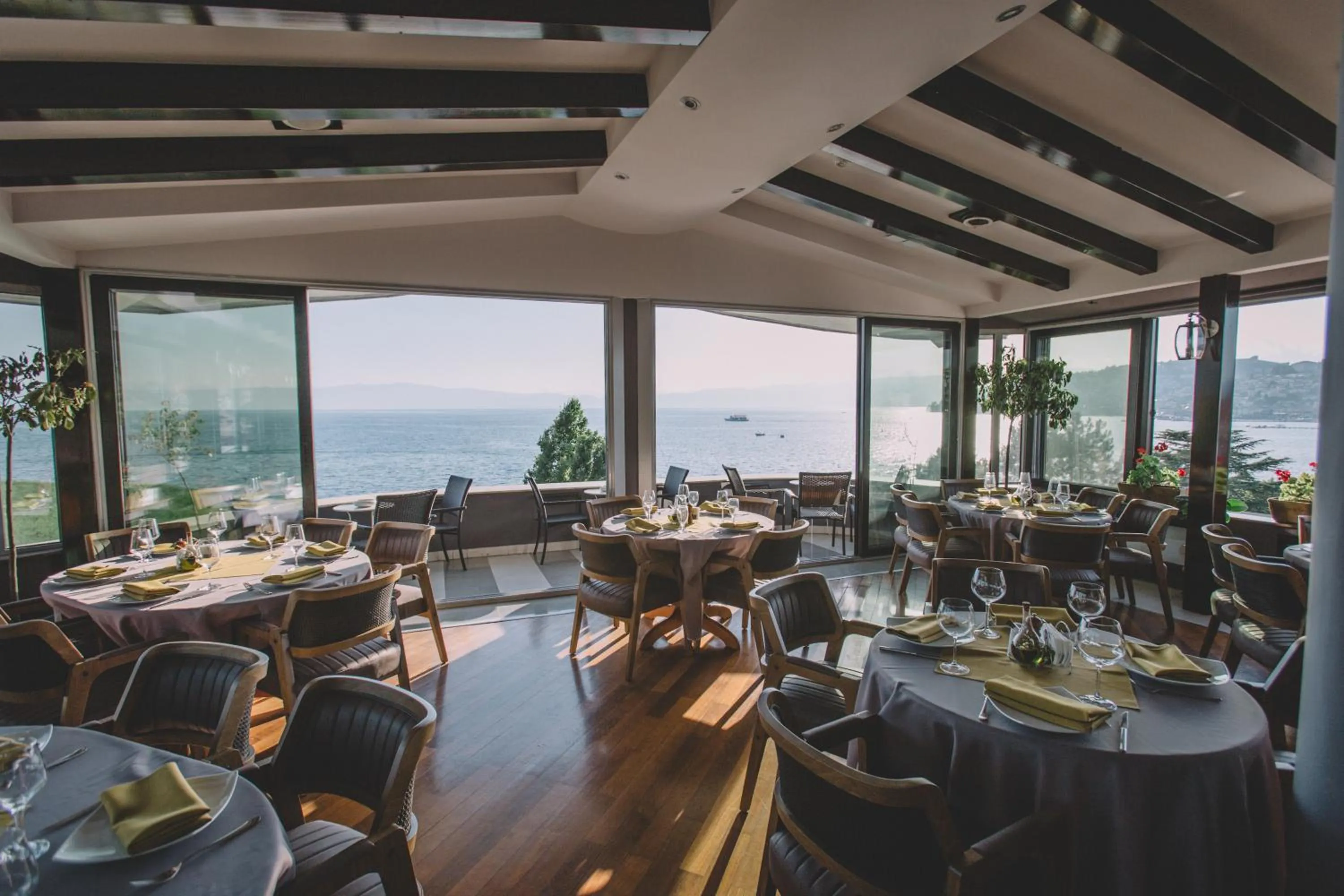 Lounge or bar in SU Hotel