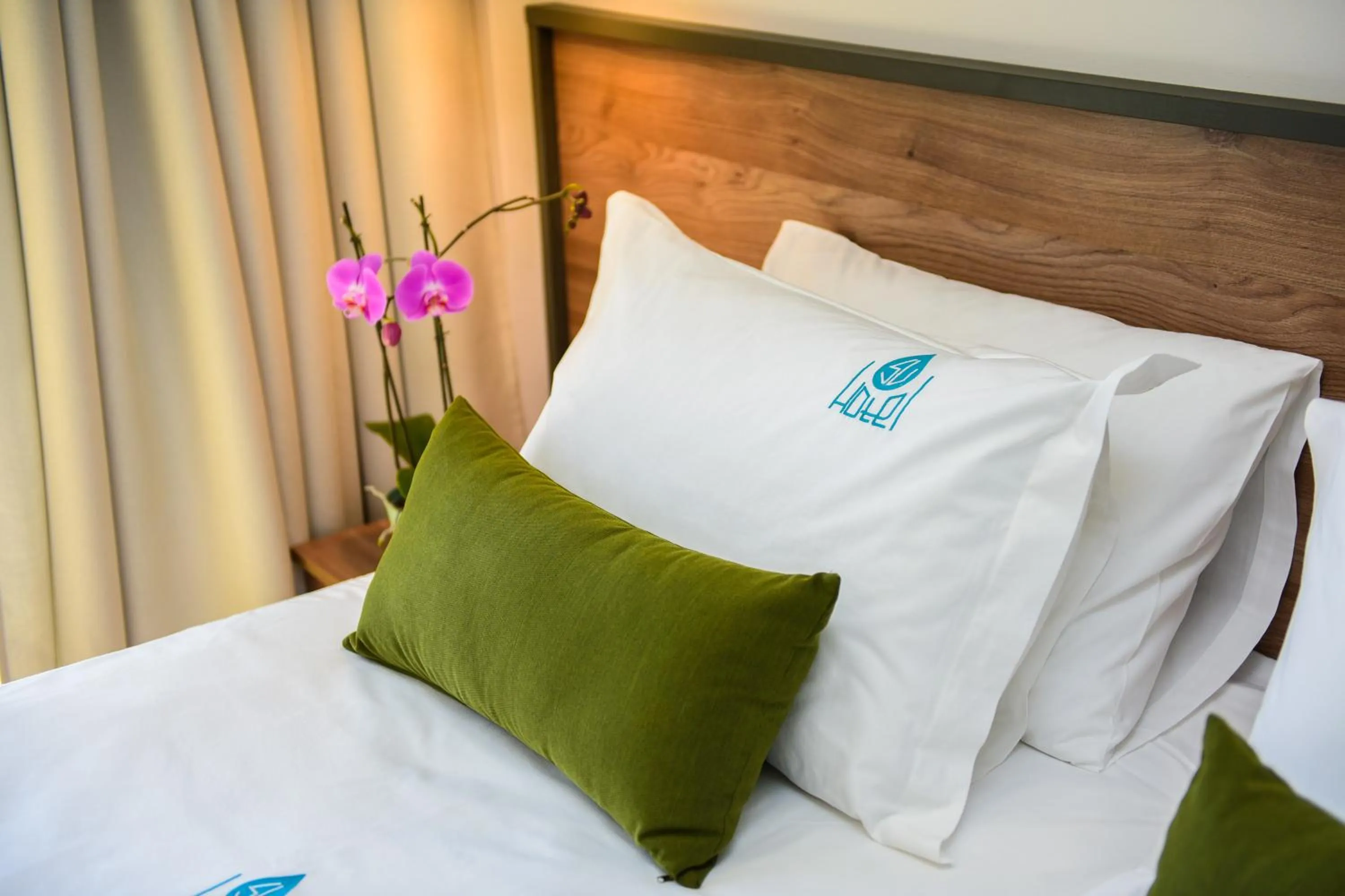 Bedroom, Bed in SU Hotel