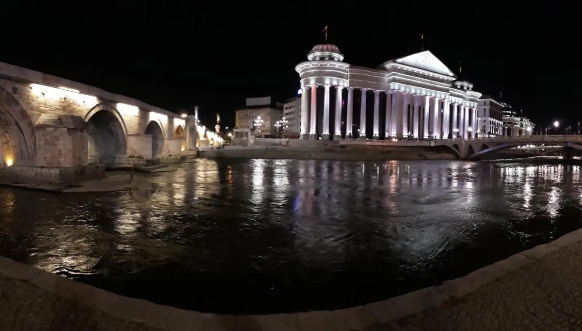 Nearby landmark in Hotel Square