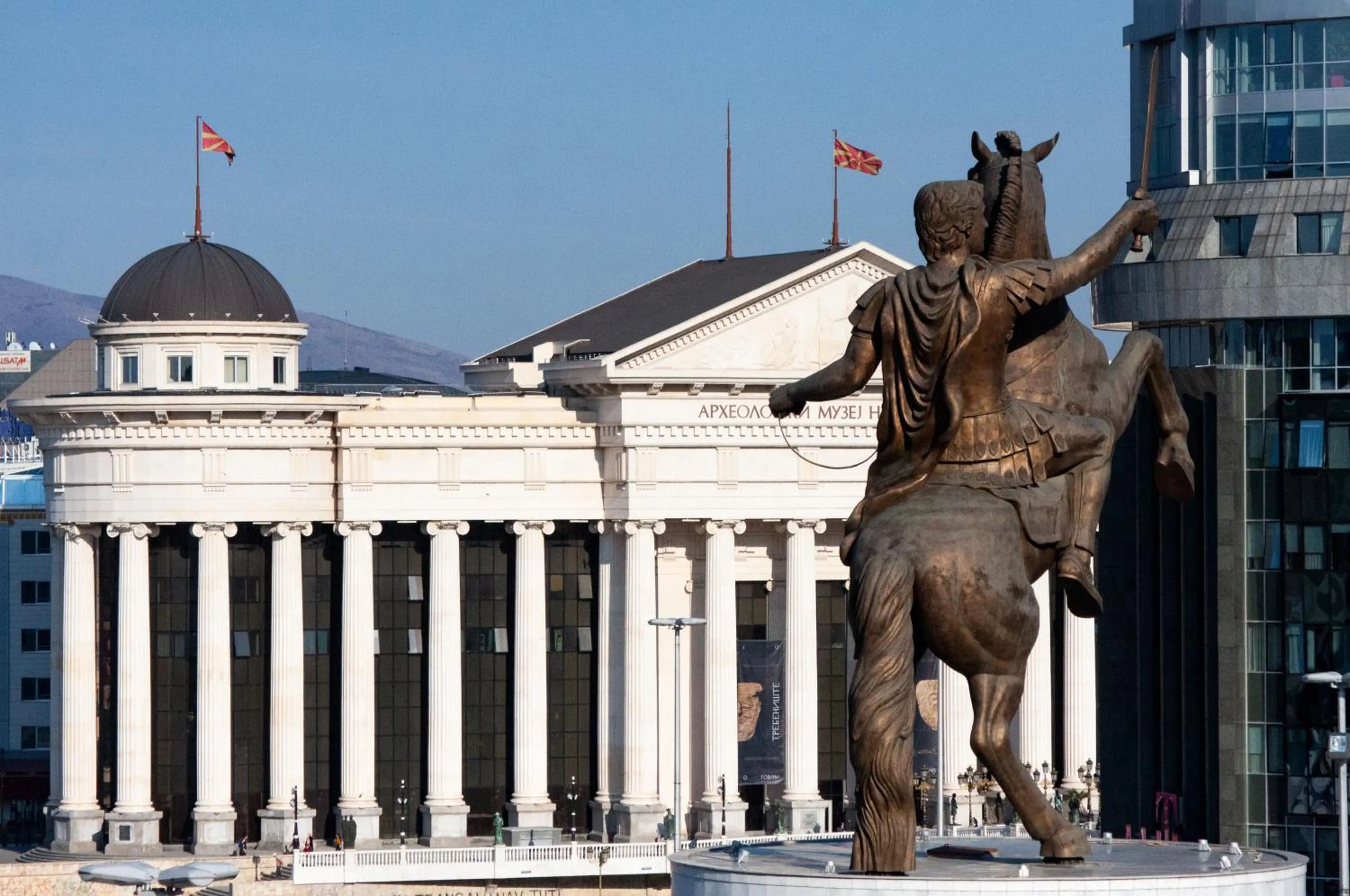 Nearby landmark in Hotel Square