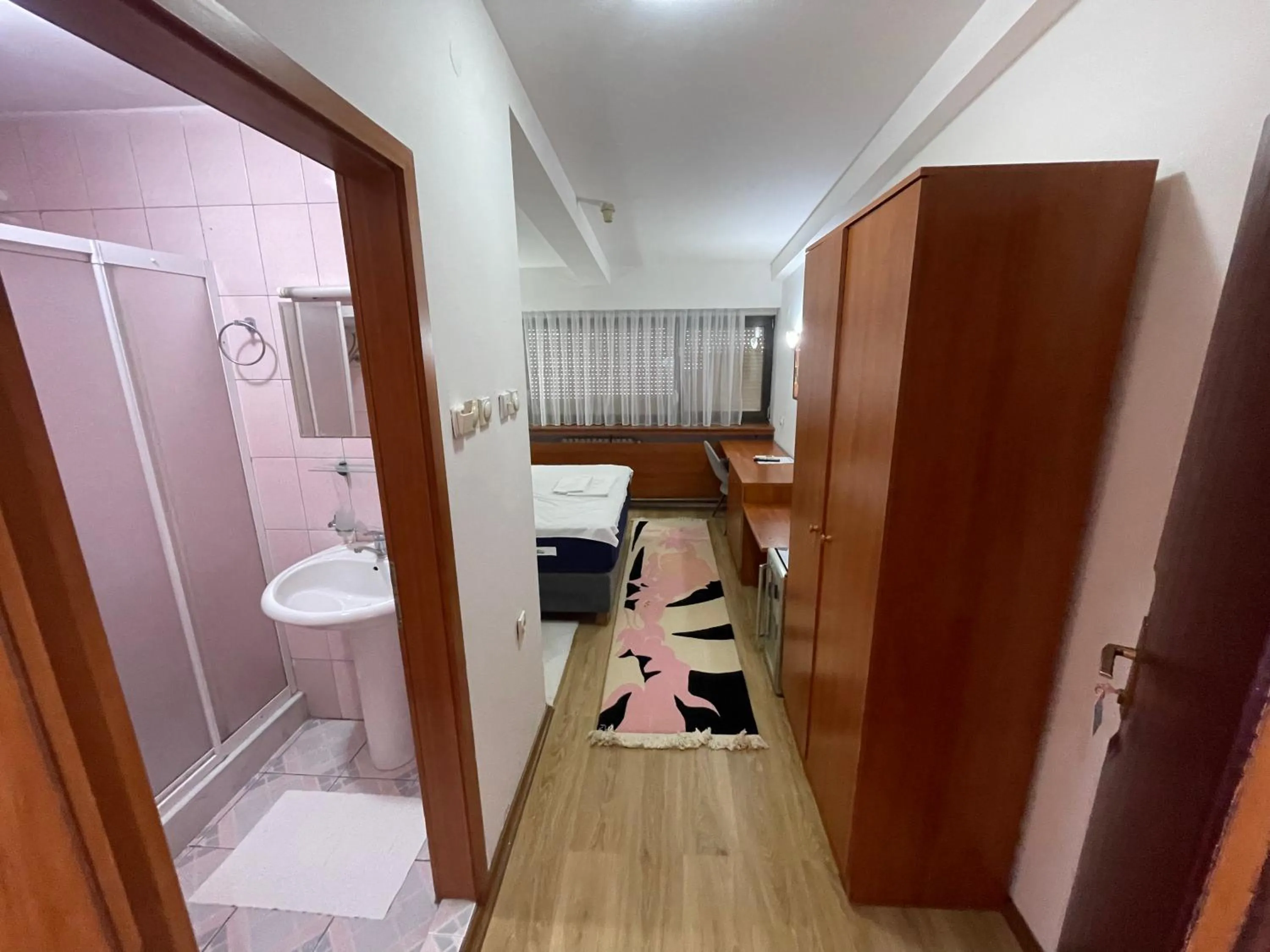 Toilet in Hotel Square