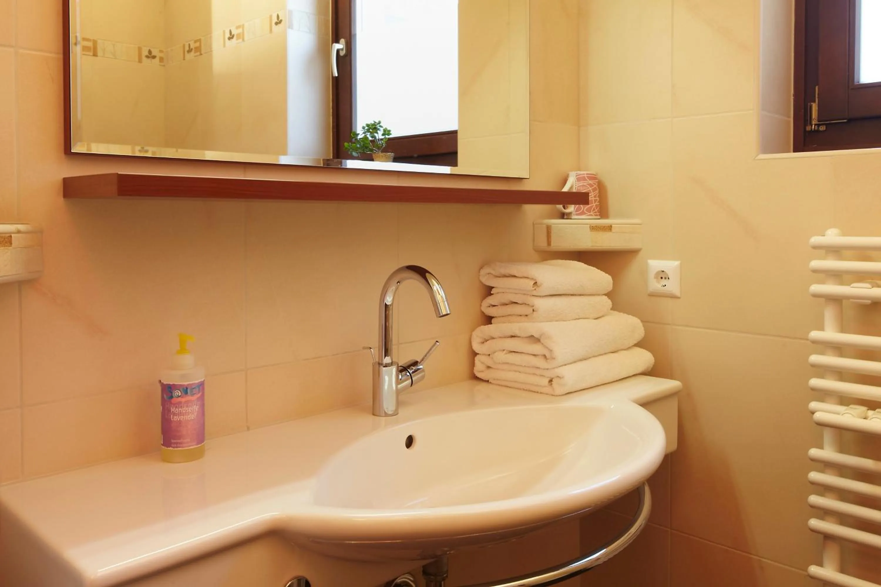 Bathroom in Biolandhaus Arche