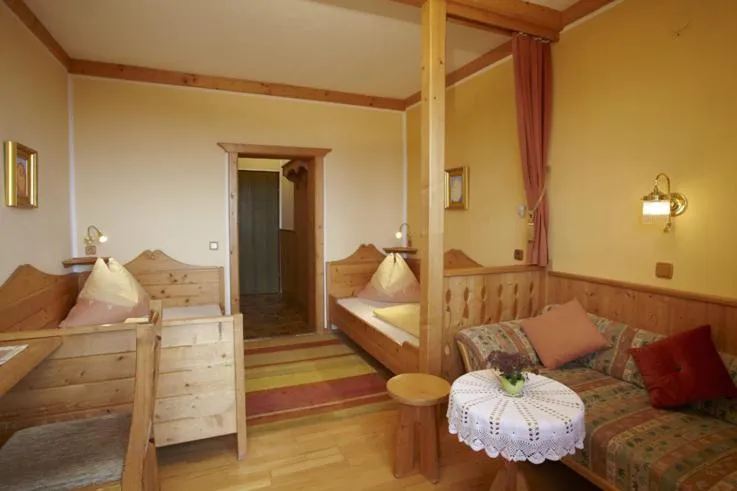 Bed in Biolandhaus Arche