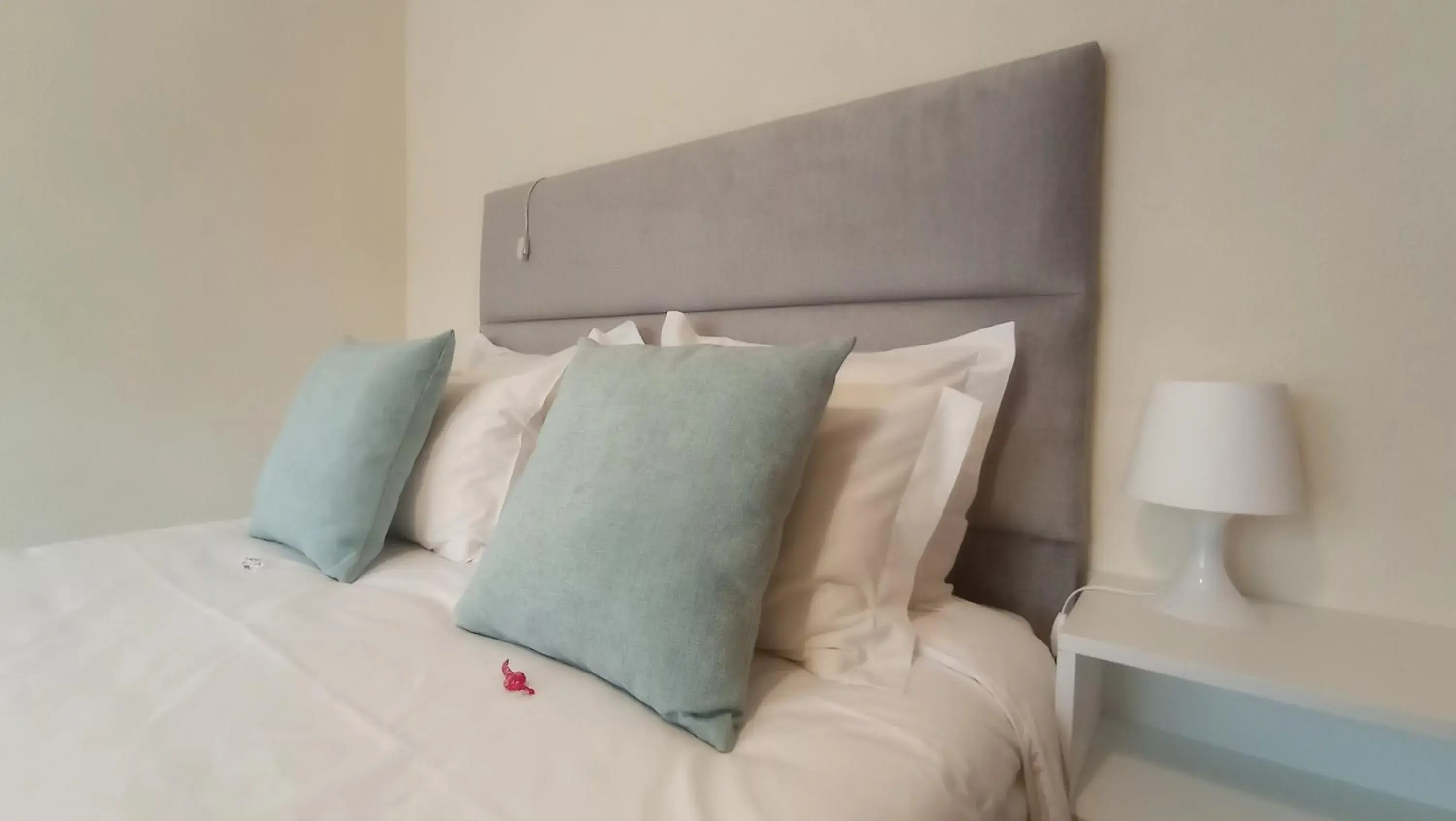 Double Room with Balcony and River View in Beira Rio do Gerês Double Room with Balcony and River View in Beira Rio do Gerês