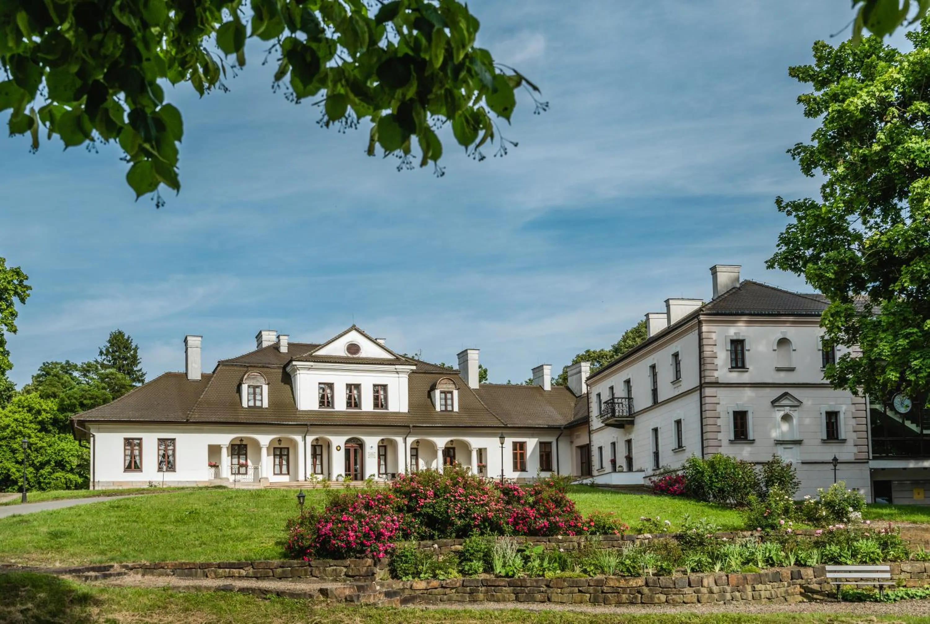 Property building in Dwór Kombornia Hotel&SPA