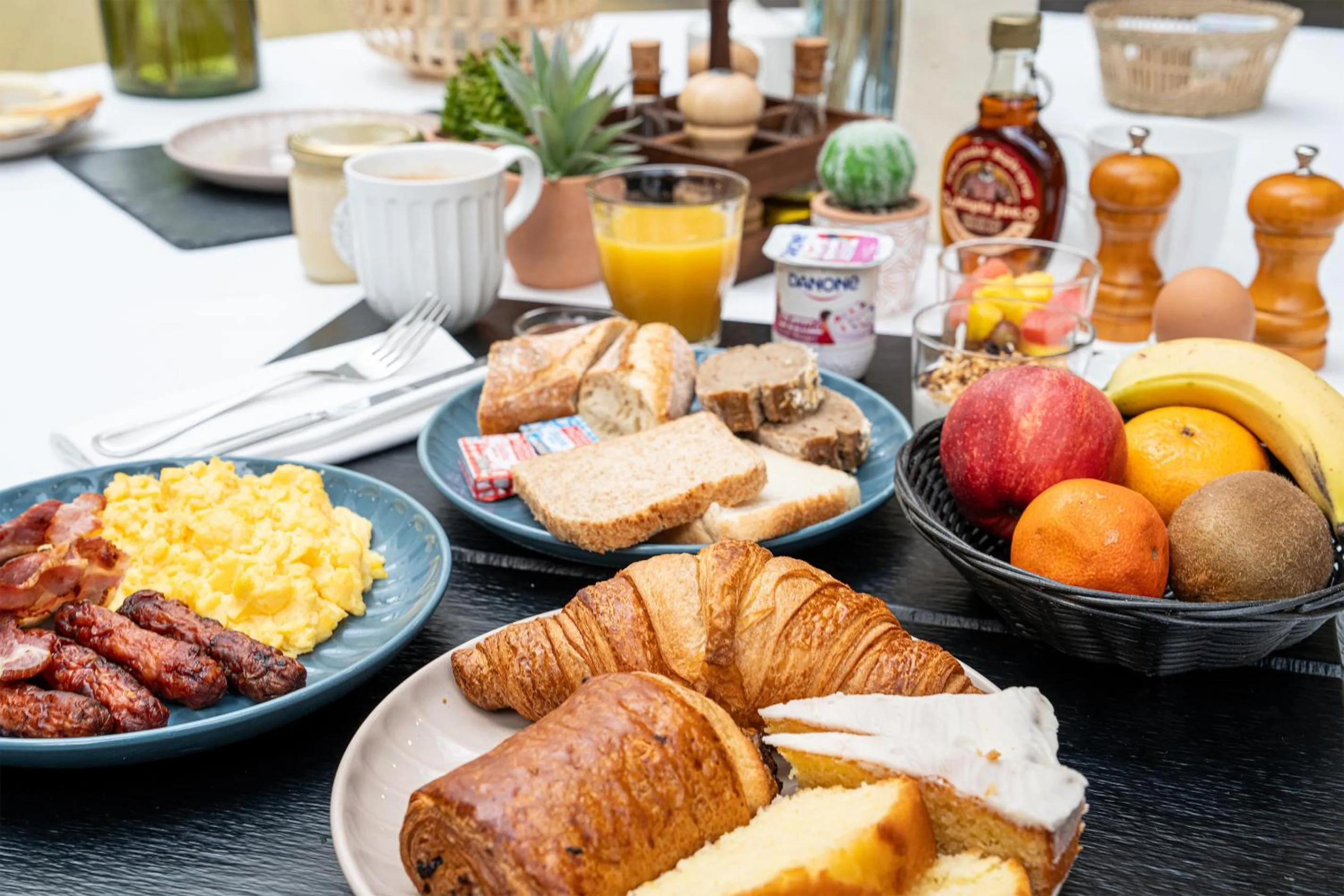 Breakfast in Sure Hotel by Best Western Nantes Beaujoire