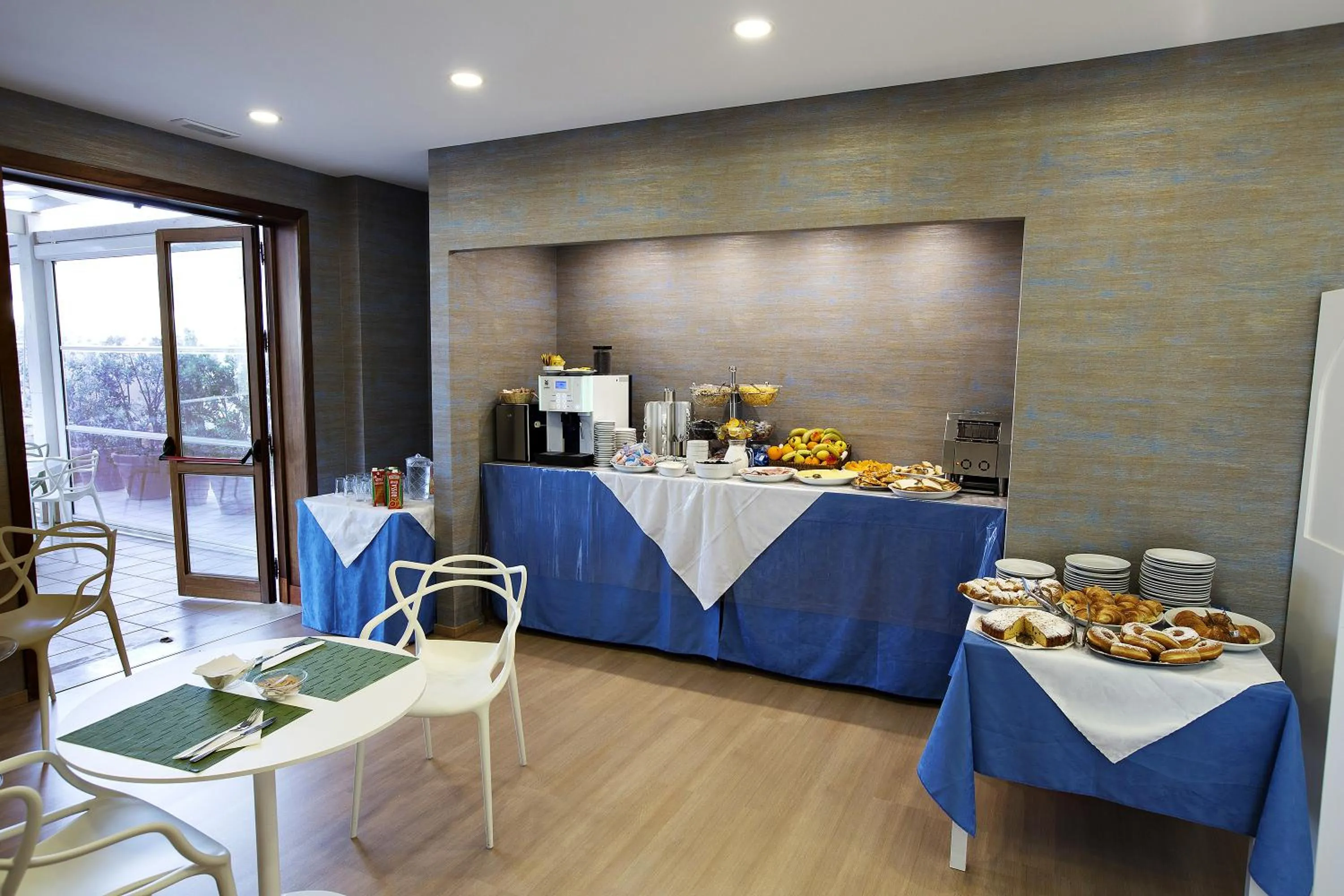 Buffet breakfast in FAVIGNANA HOTEL Concept Holiday