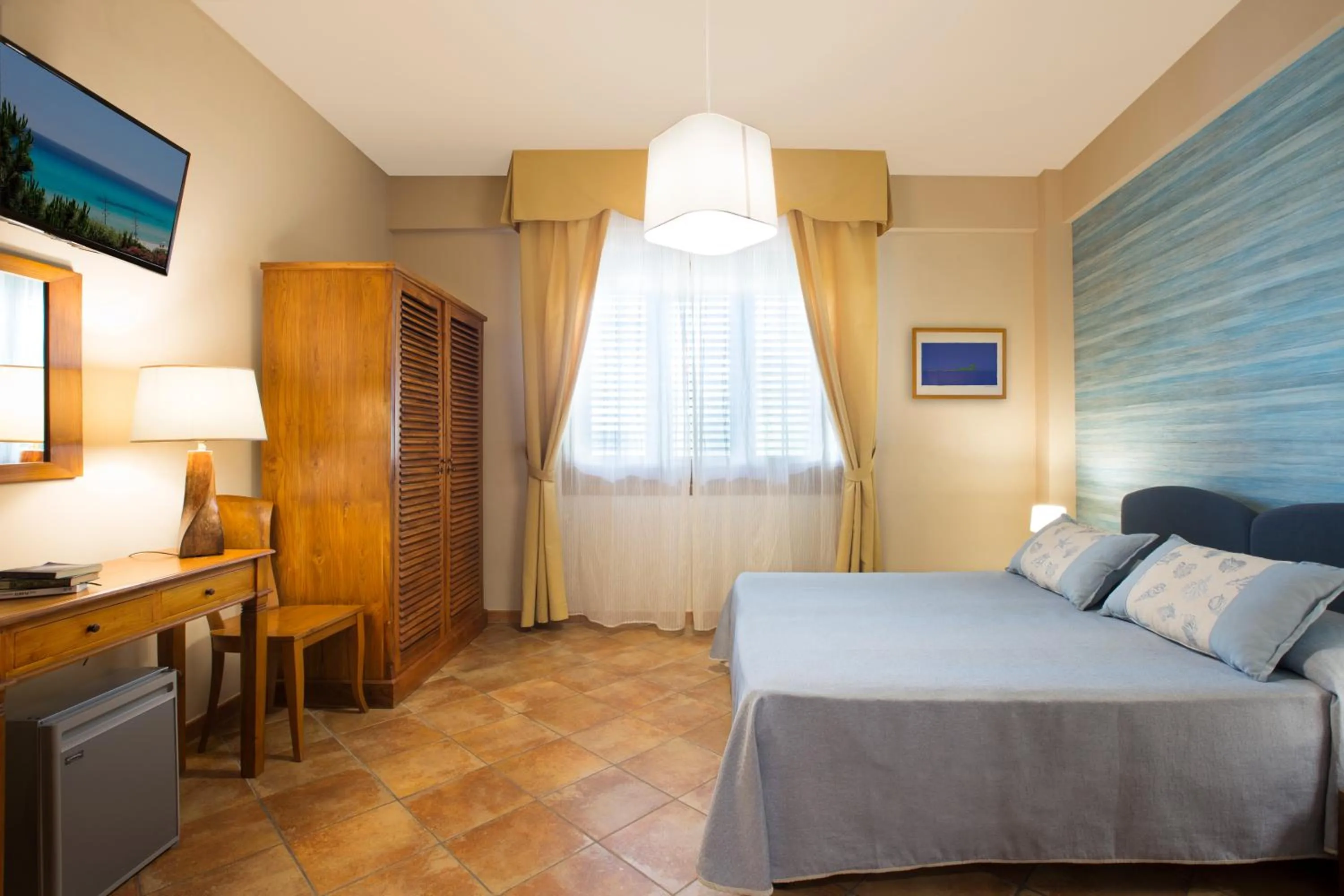 Bedroom, Bed in FAVIGNANA HOTEL Concept Holiday