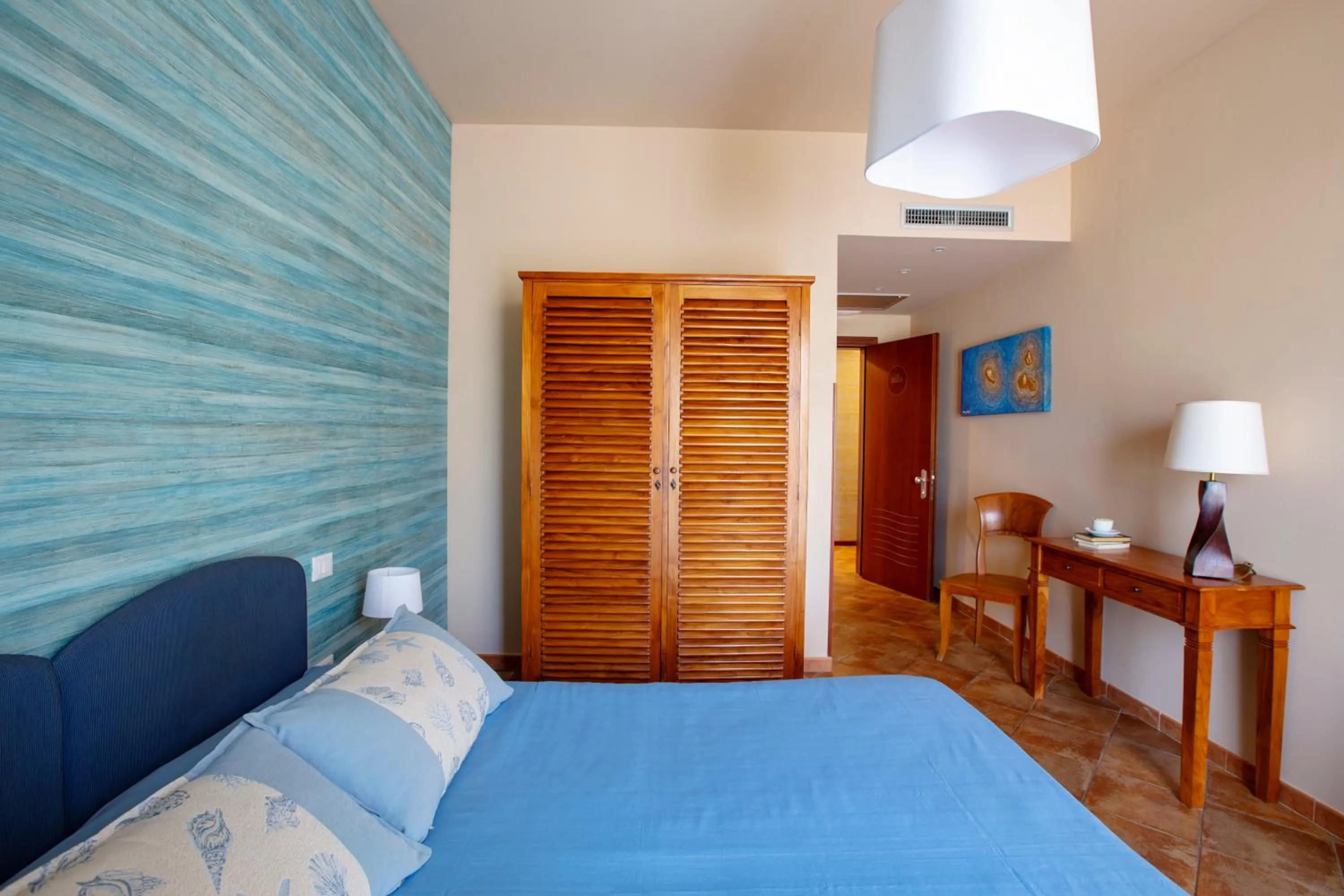 Bedroom, Bed in FAVIGNANA HOTEL Concept Holiday