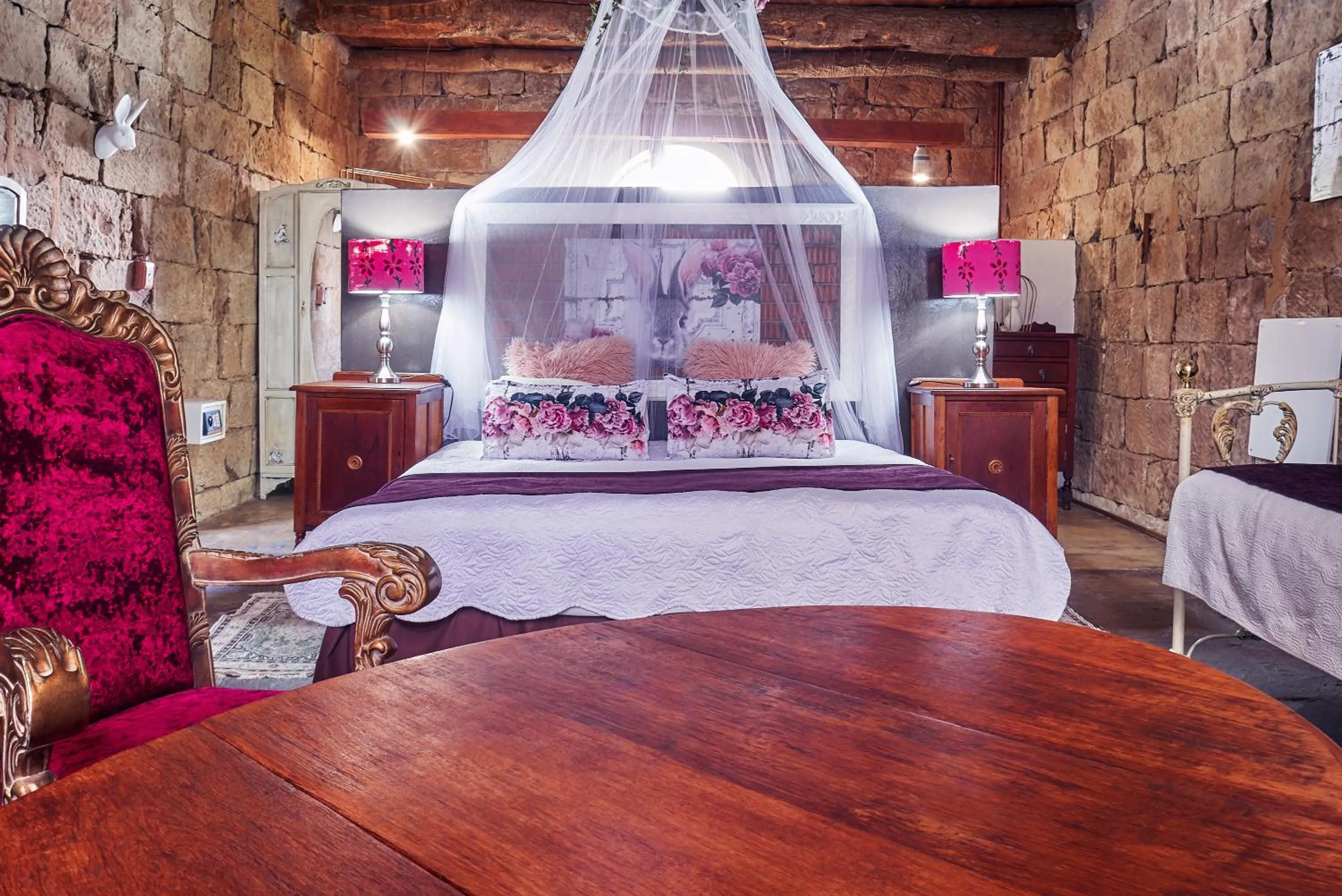 Bed in Linwood Guest Farm