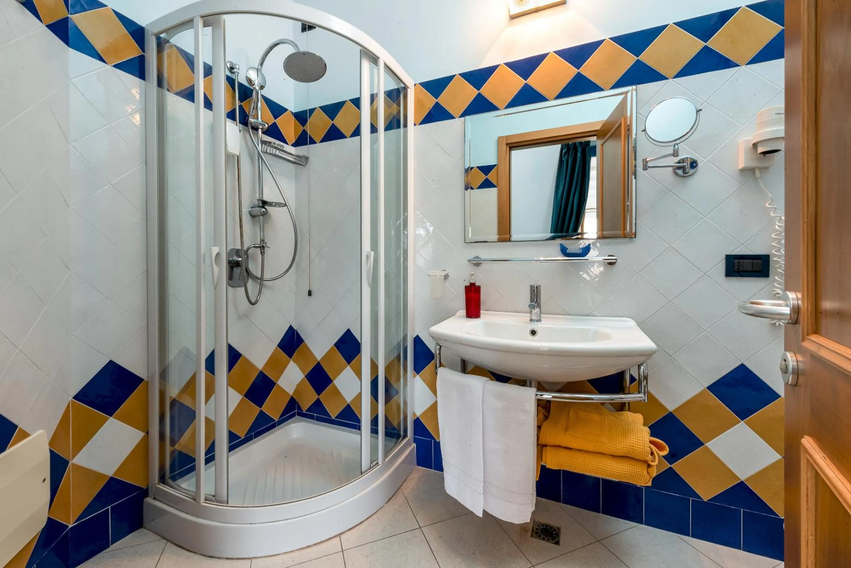 Bathroom in Hotel Ristorante Mediterraneo Faro