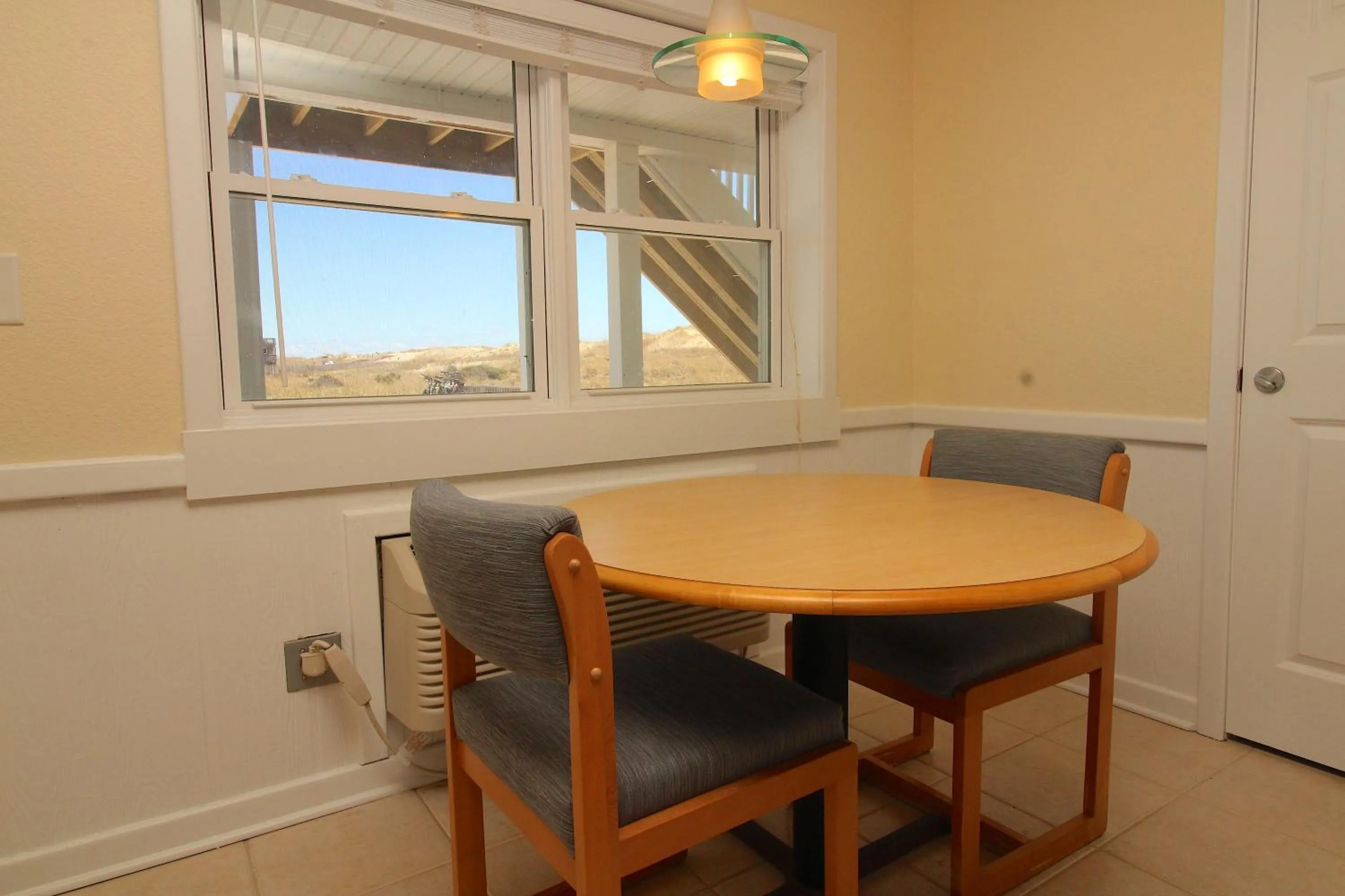 Dining area in Sea Gull