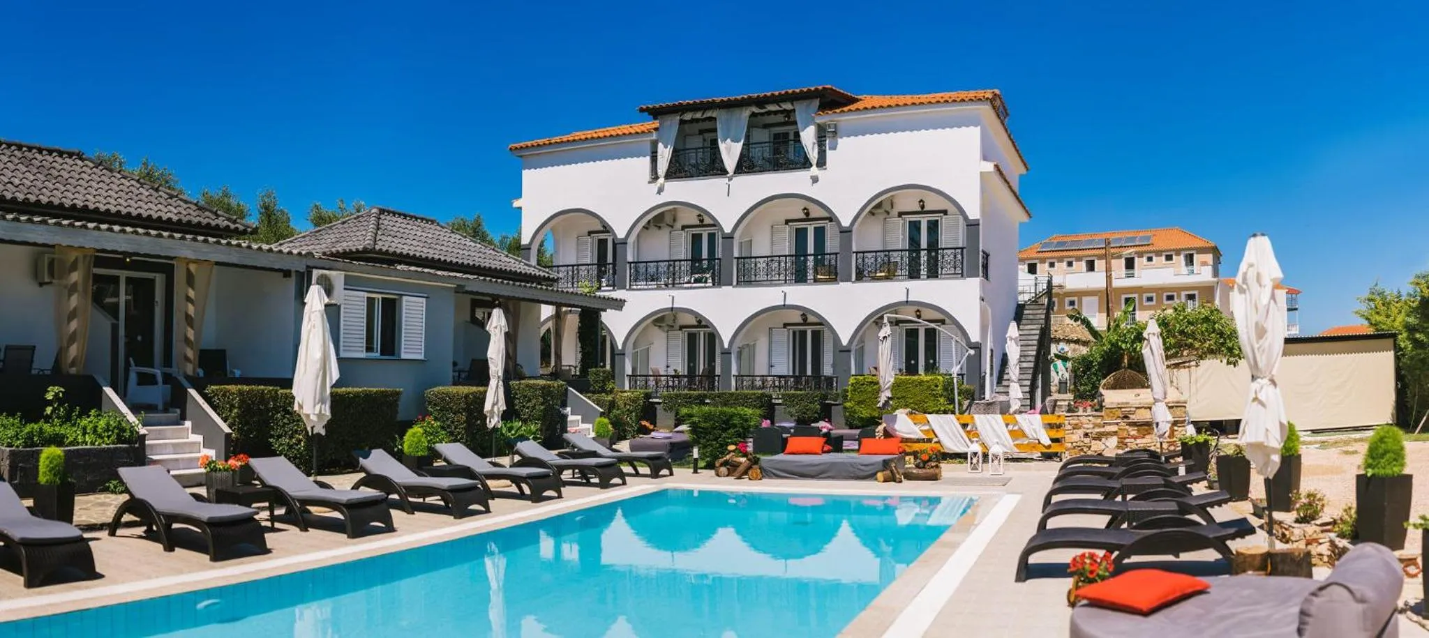 Villa Corali Apartments Sea Breath & Pool