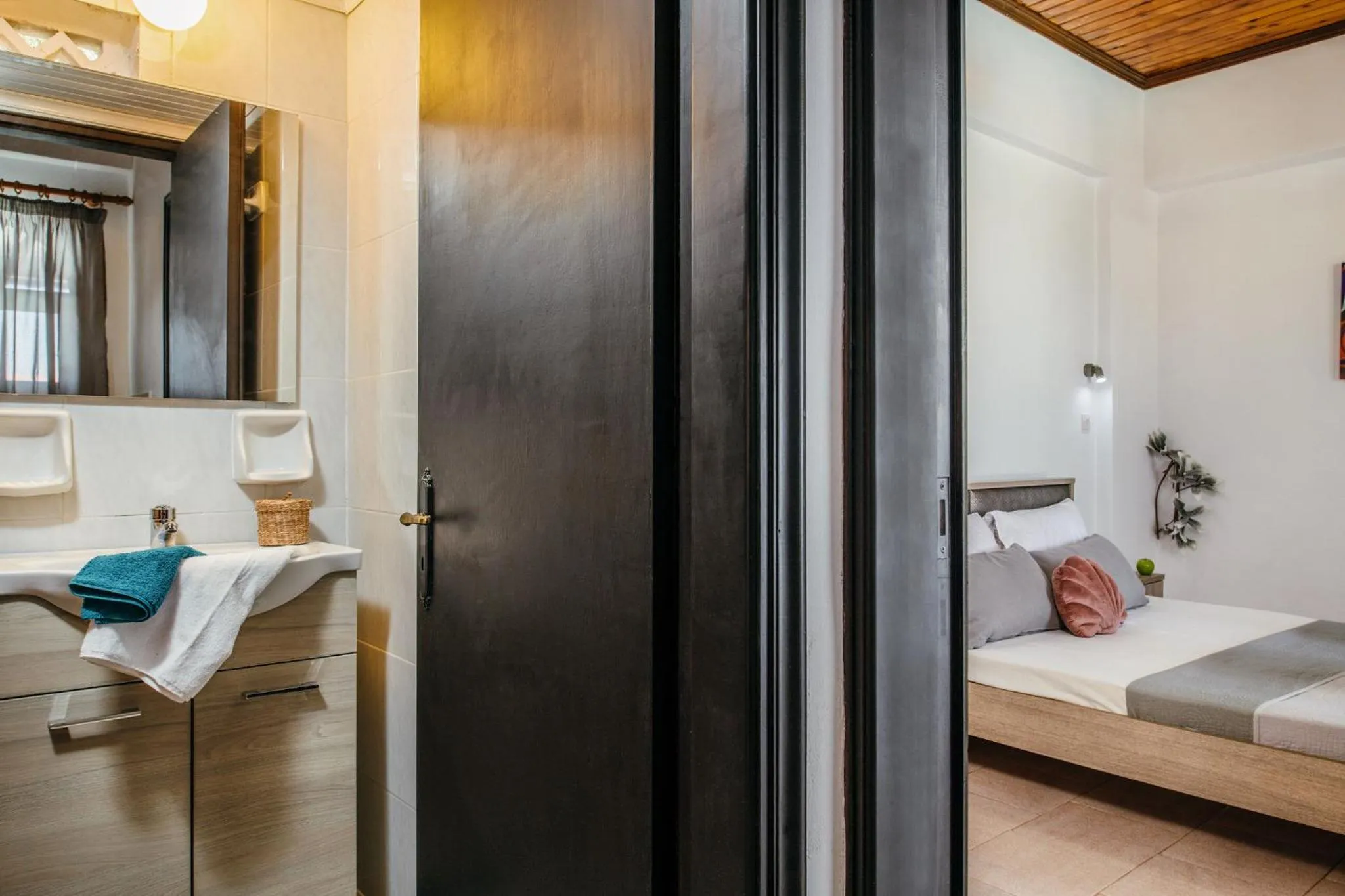 Bathroom, Bed in Villa Corali Apartments Sea Breath & Pool