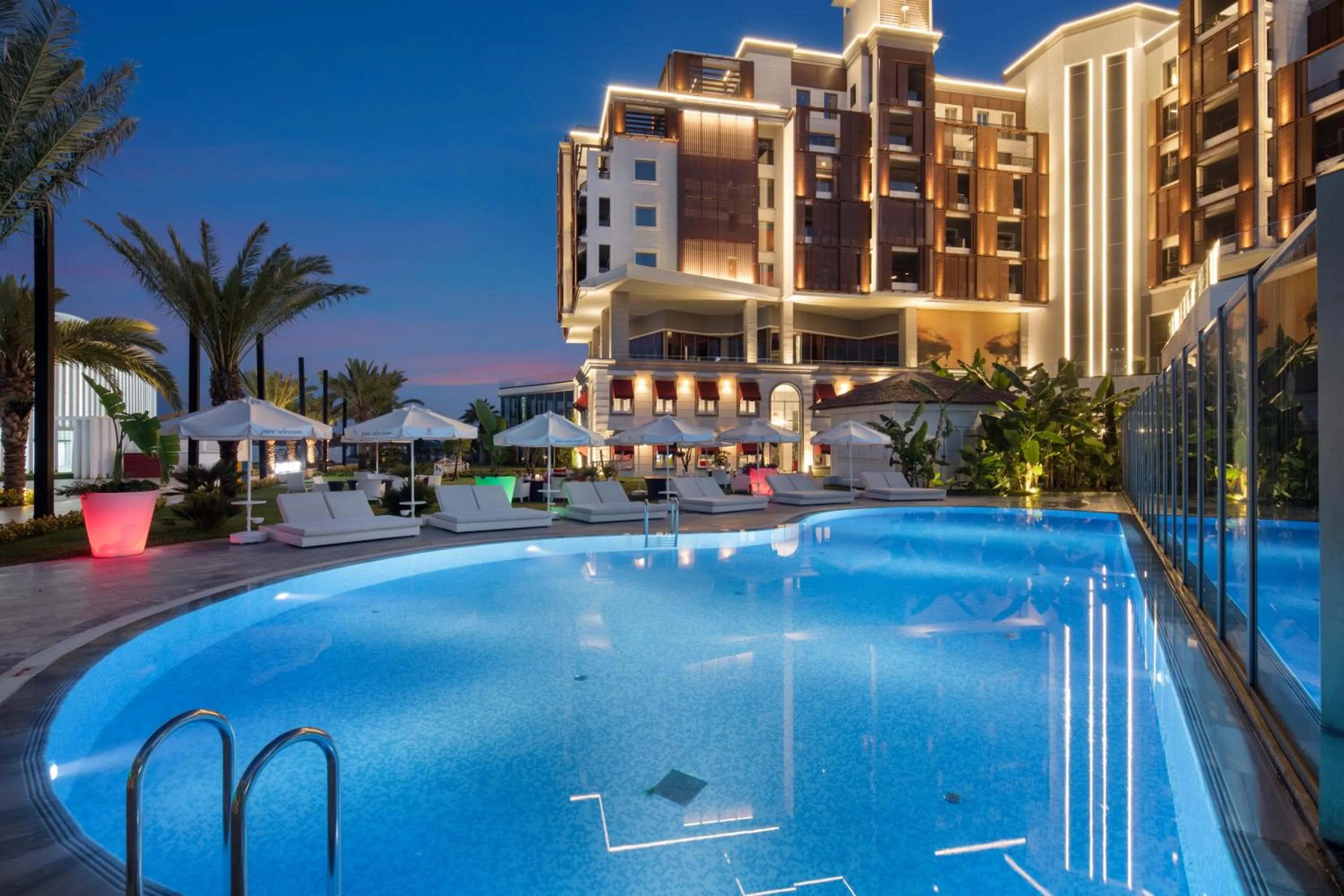 Swimming pool in Selectum Luxury Resort Belek