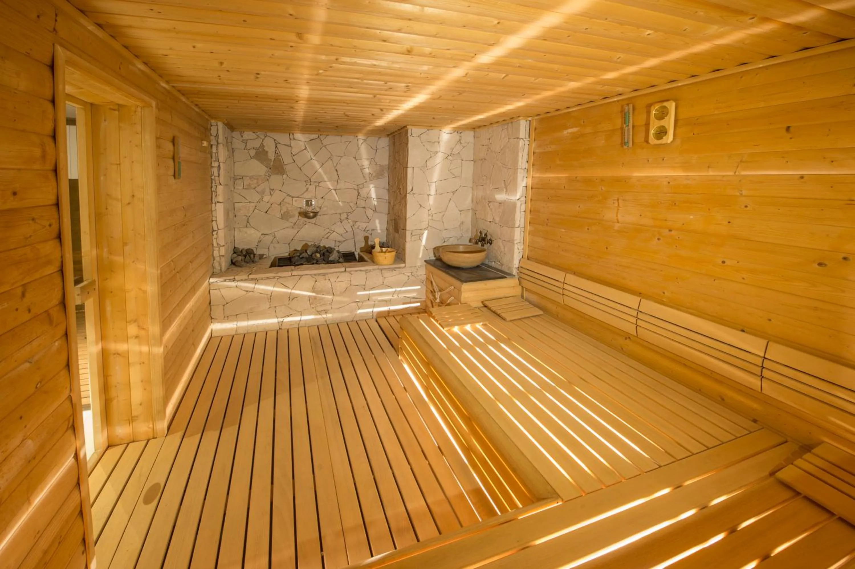 Sauna in Selectum Luxury Resort