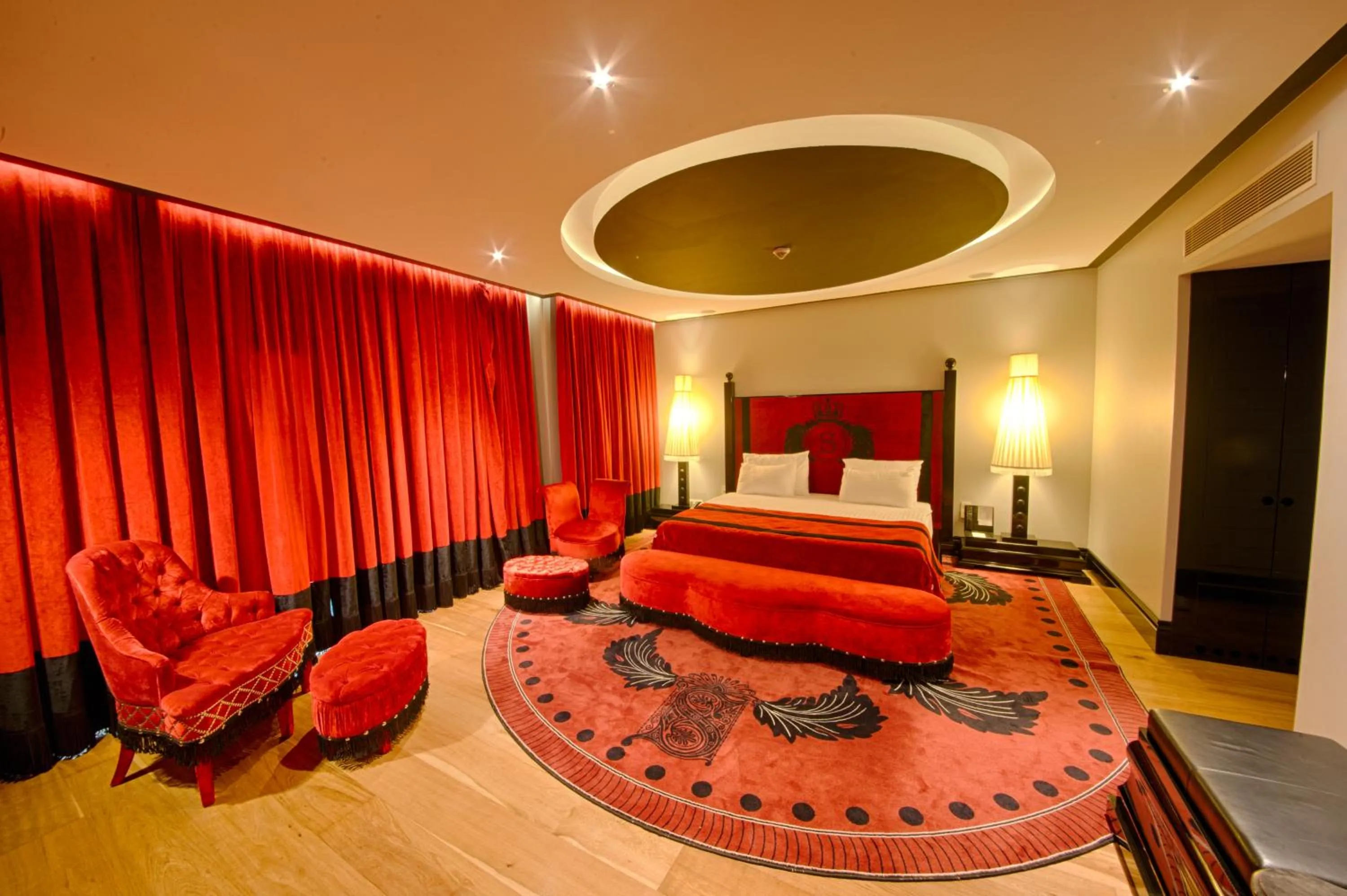 Photo of the whole room, Bed in Selectum Luxury Resort