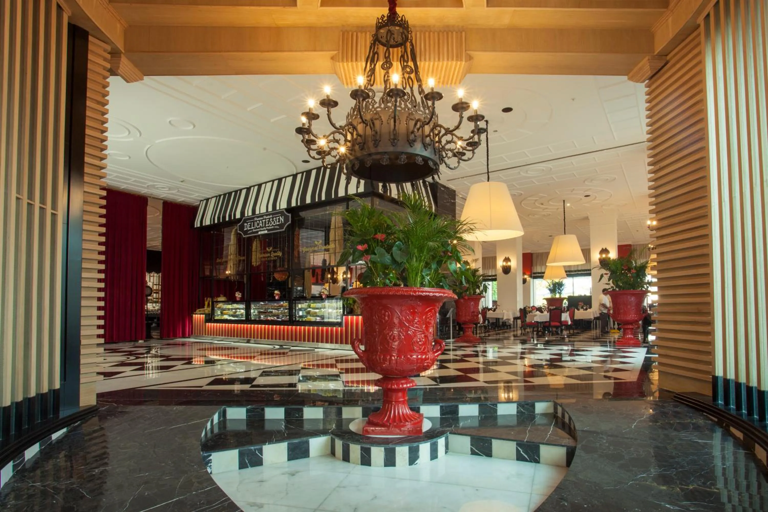 Restaurant/Places to Eat in Selectum Luxury Resort