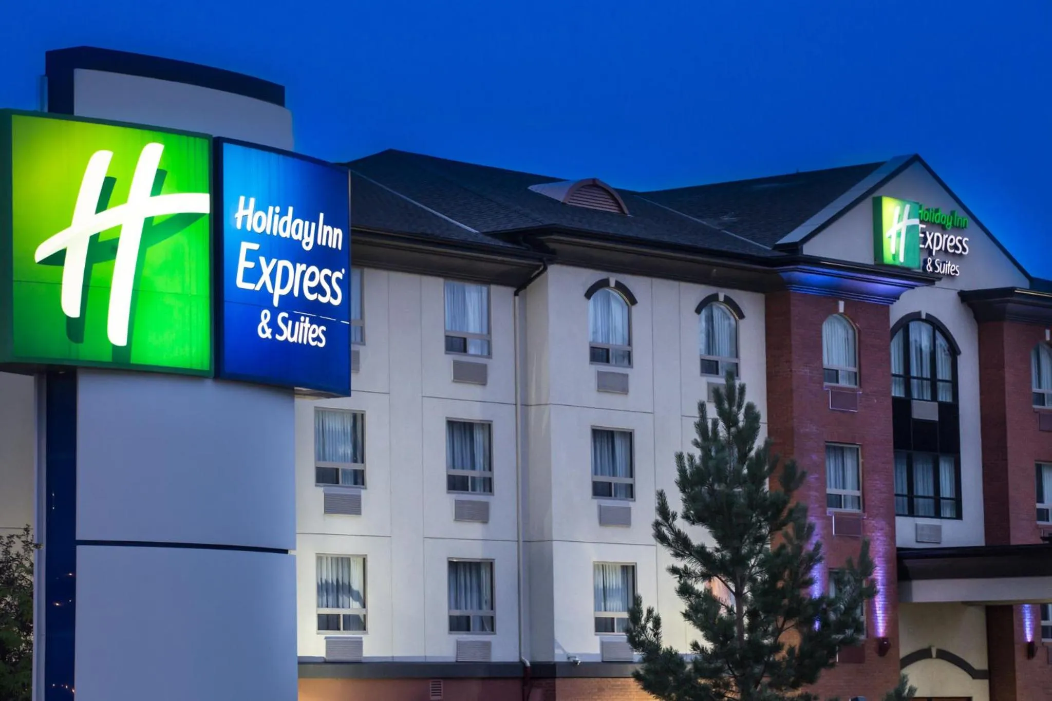Property building in Holiday Inn Express & Suites Drayton Valley by IHG