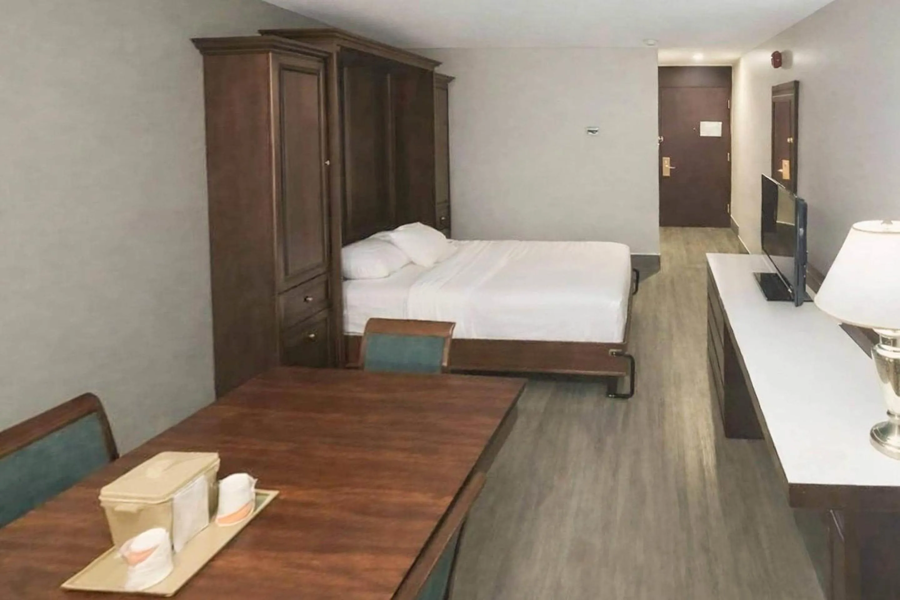 Bedroom, Bed in Quality Inn & Suites