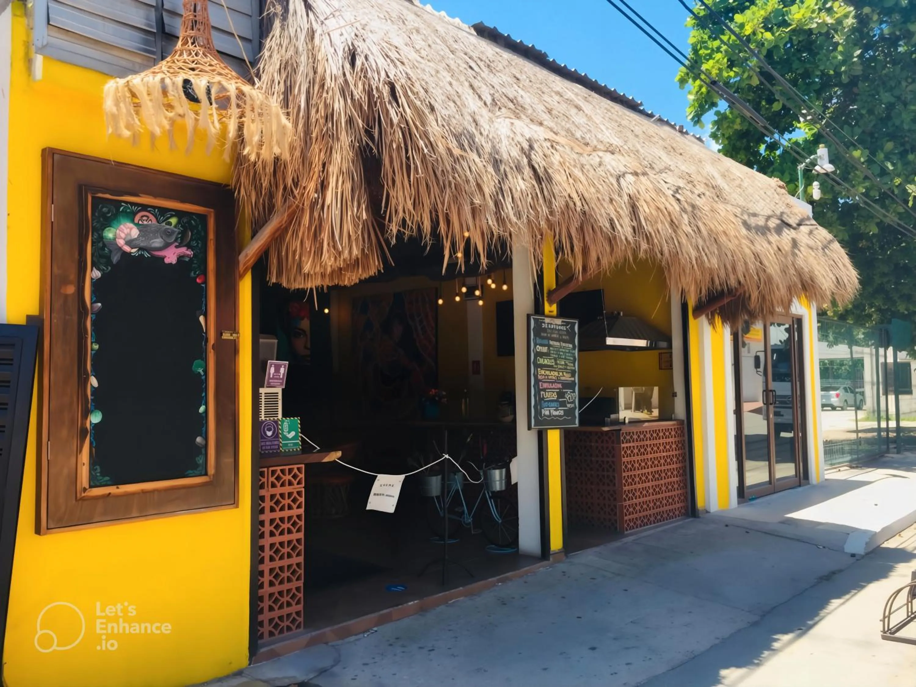 Restaurant/places to eat in Hotel Colonial Playa del Carmen