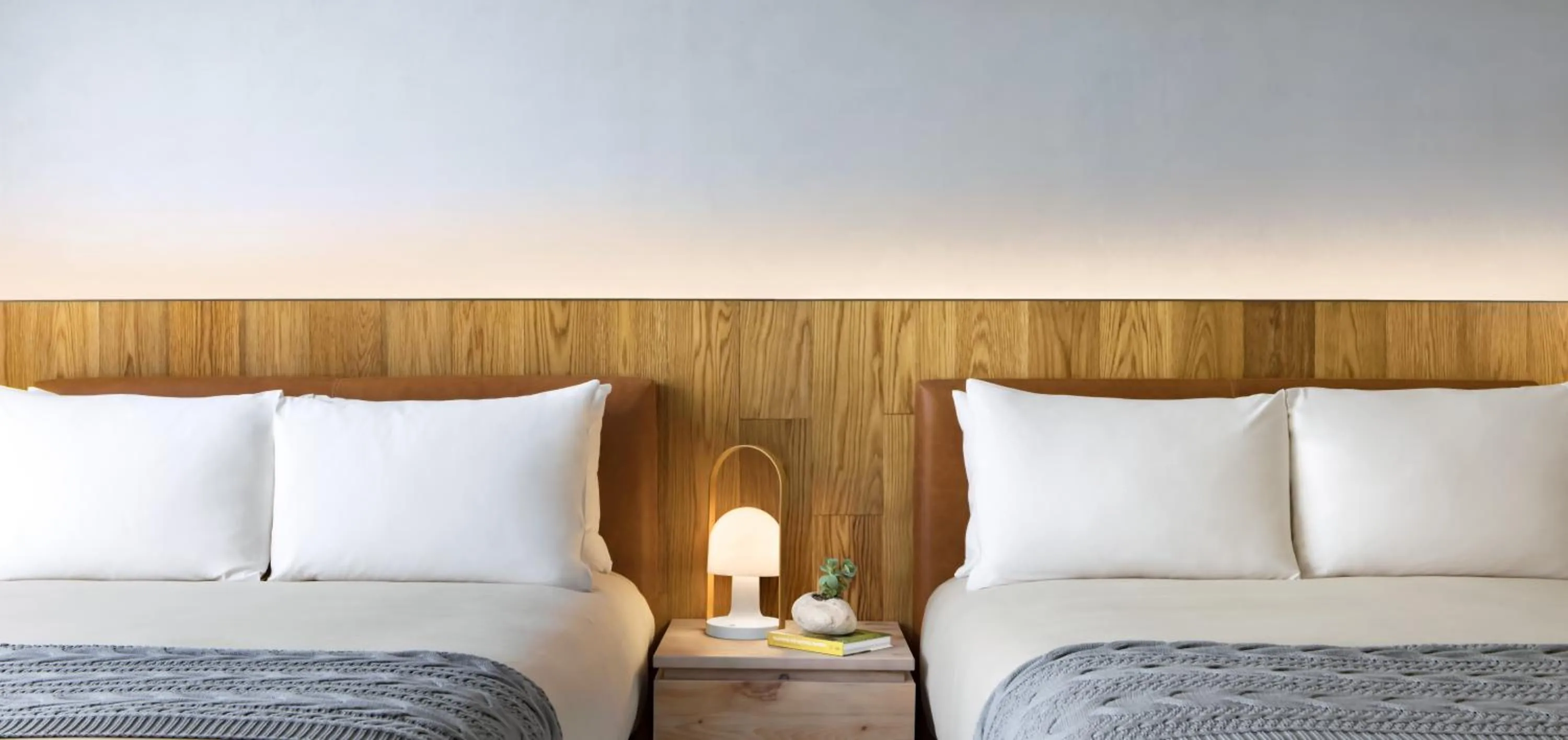 Bedroom, Bed in 1 Hotel Toronto