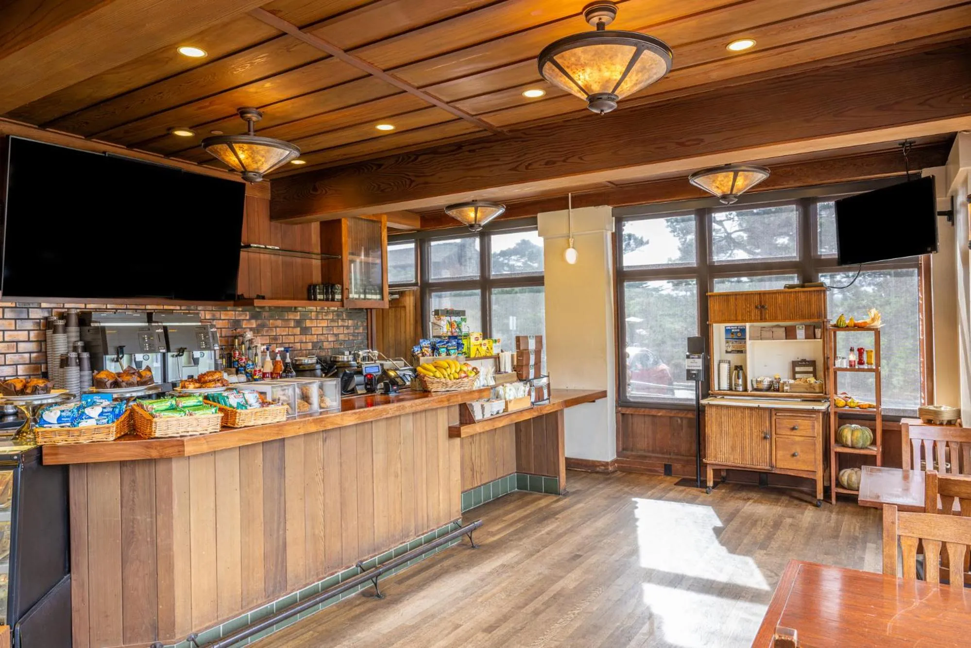 Restaurant/places to eat in Asilomar Conference Grounds