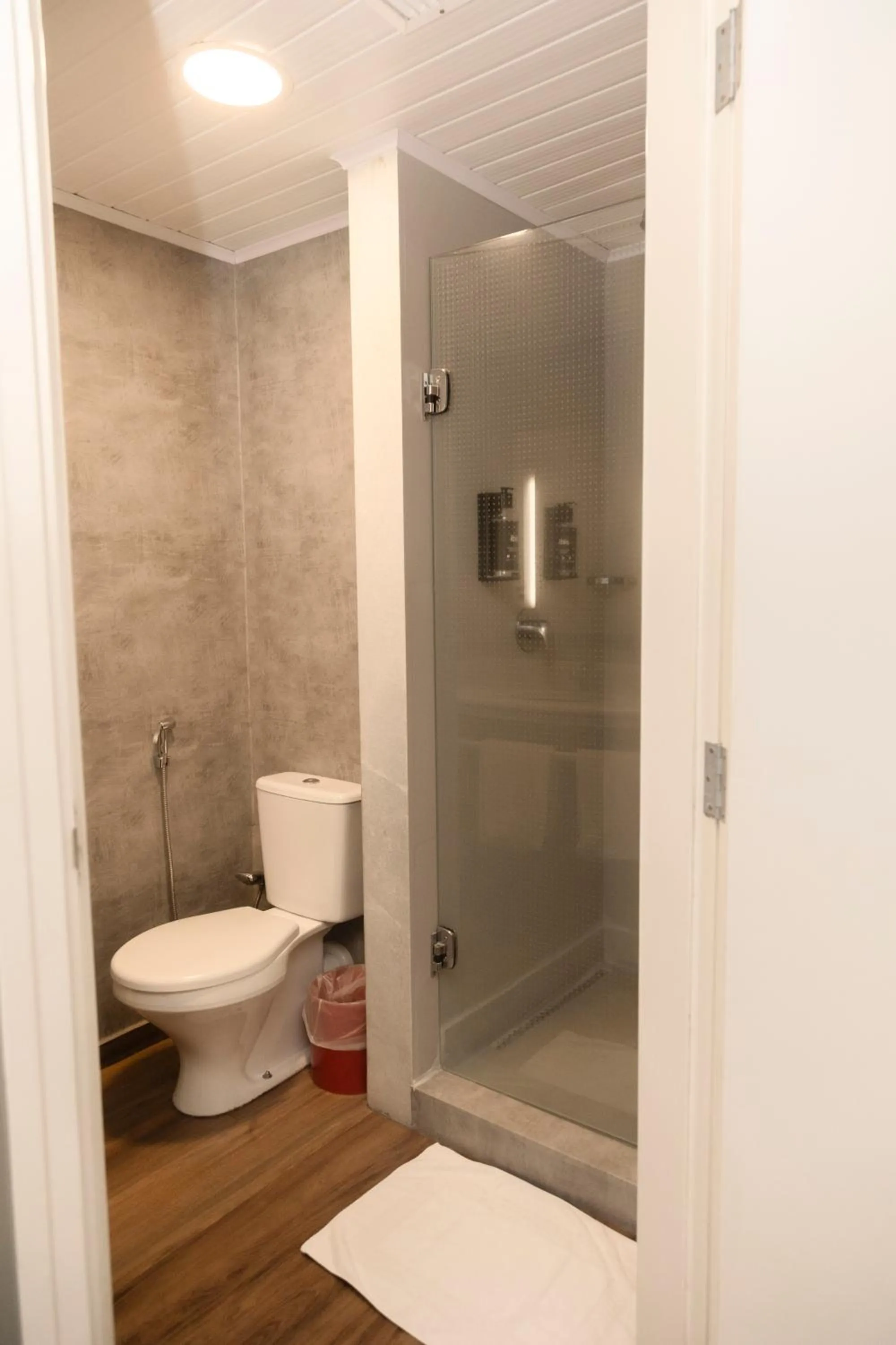 Shower in ibis Catanduva