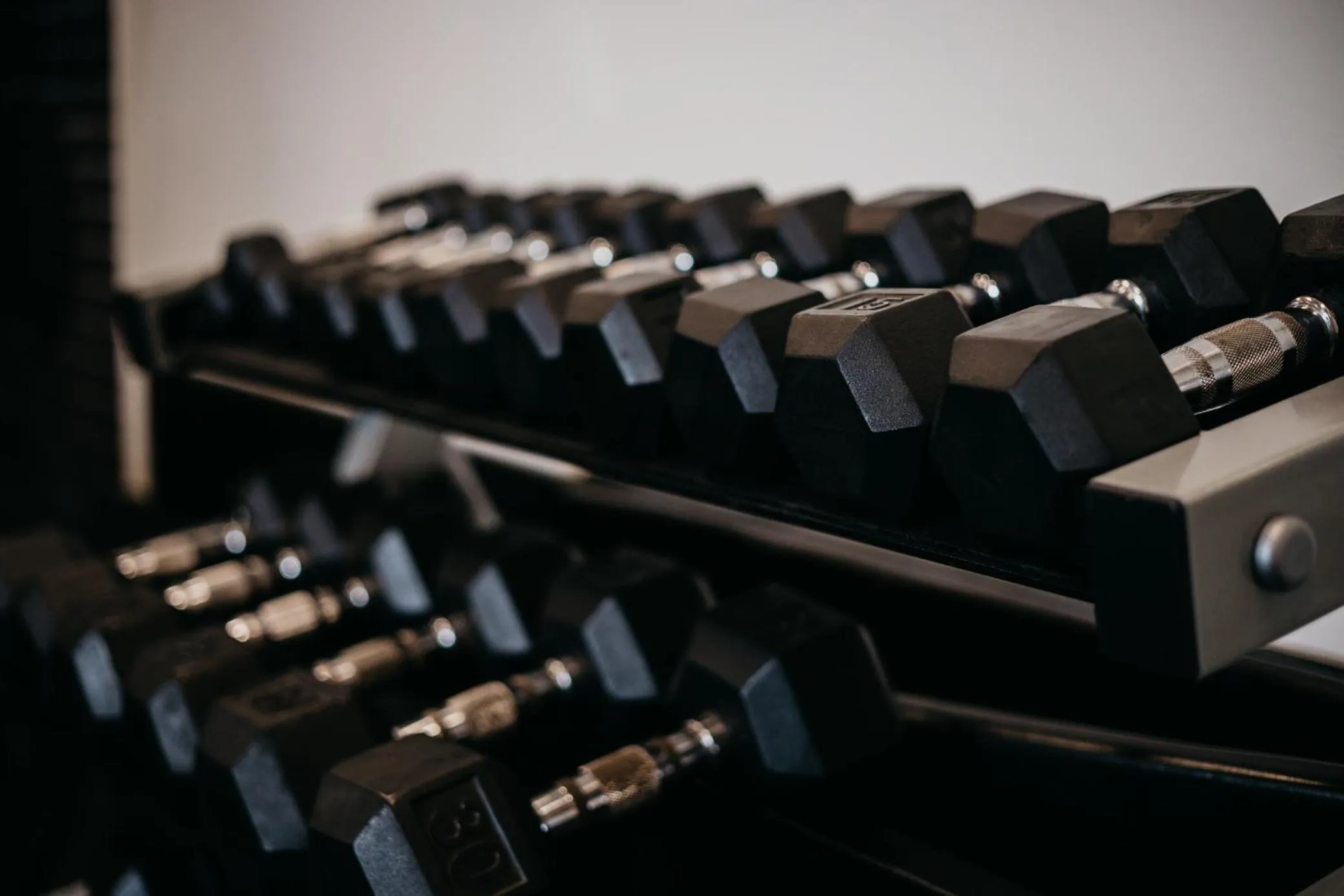 Fitness centre/facilities in Delta Hotels by Marriott Saguenay Conference Centre