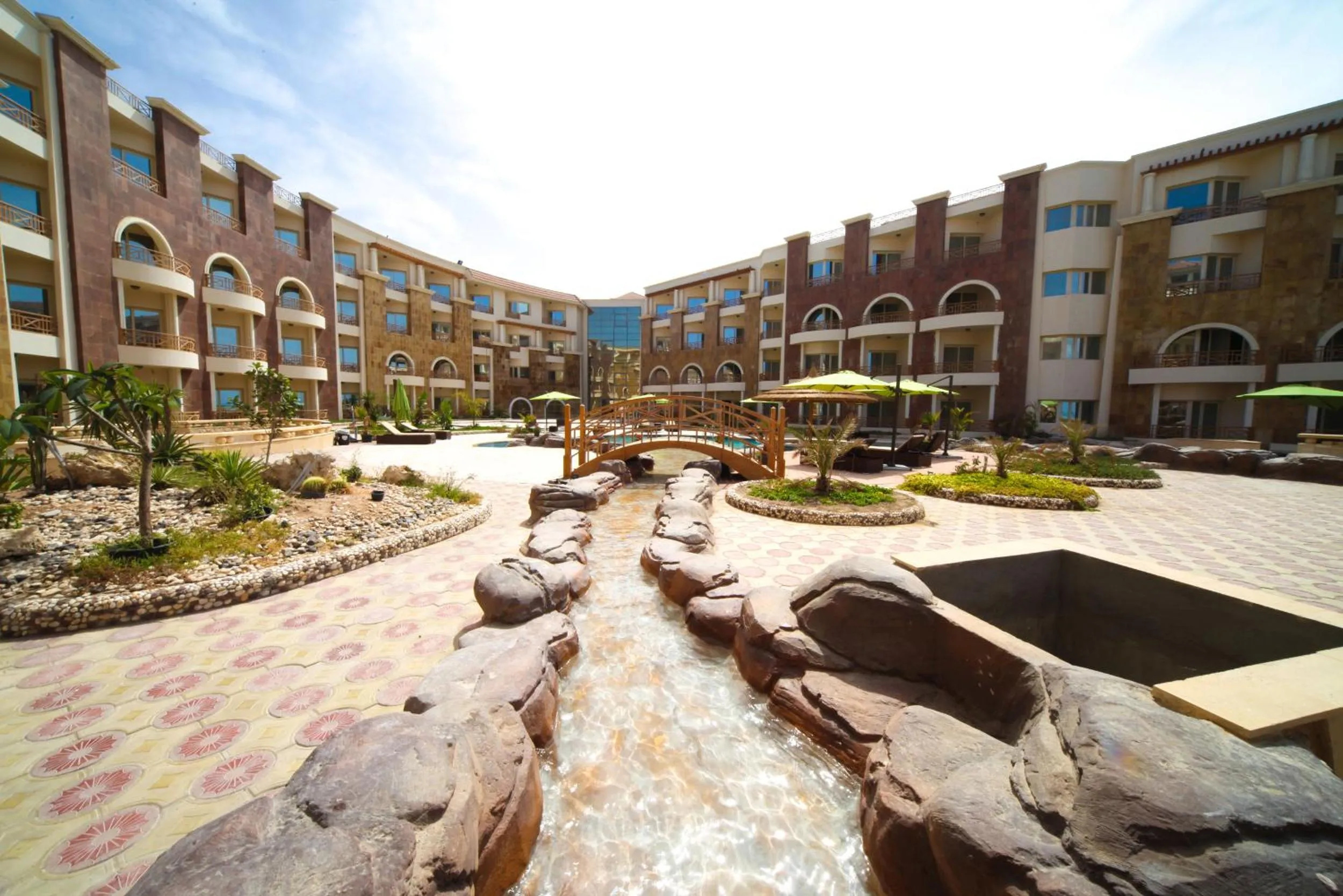 Property building in Royal Beach Serviced Apartments