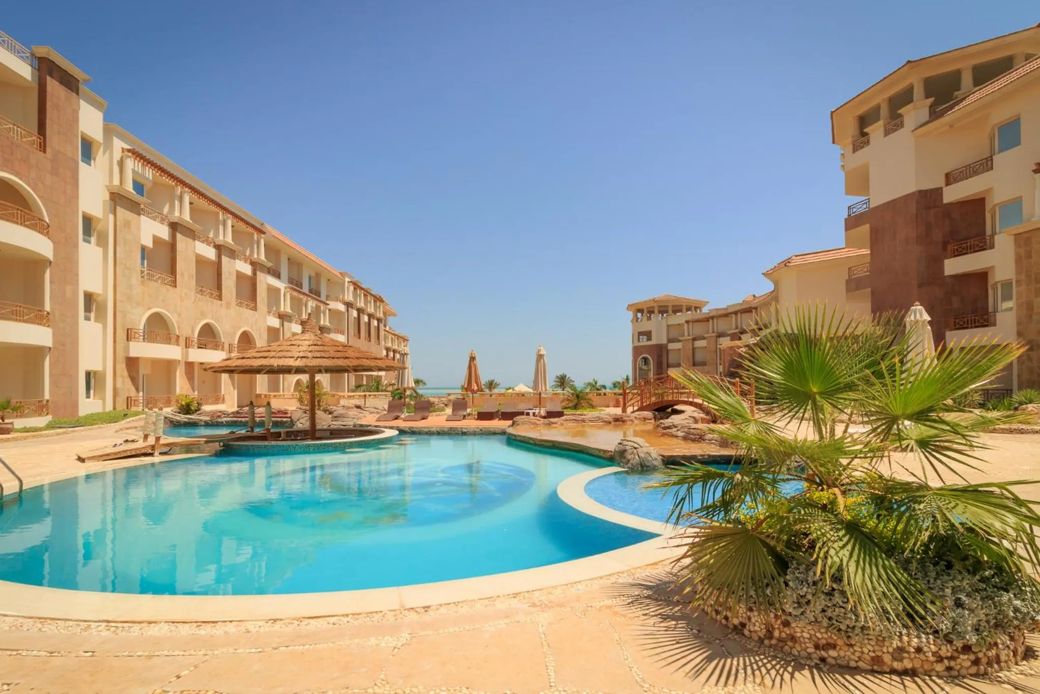 Property building in Royal Beach Serviced Apartments