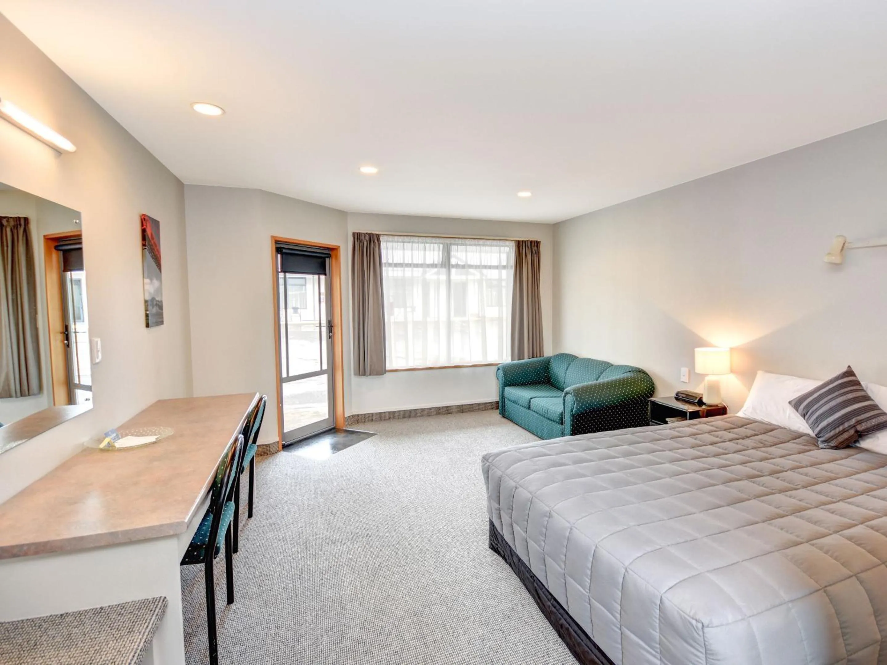 Bed in Bonnie Knights Motel Mosgiel