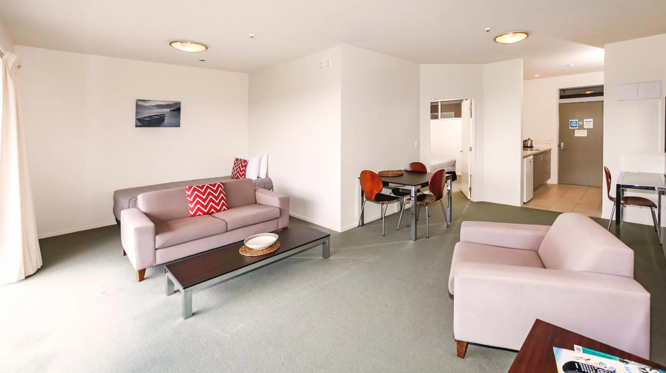 Kitchen or kitchenette in Beachside Resort Motel Whitianga