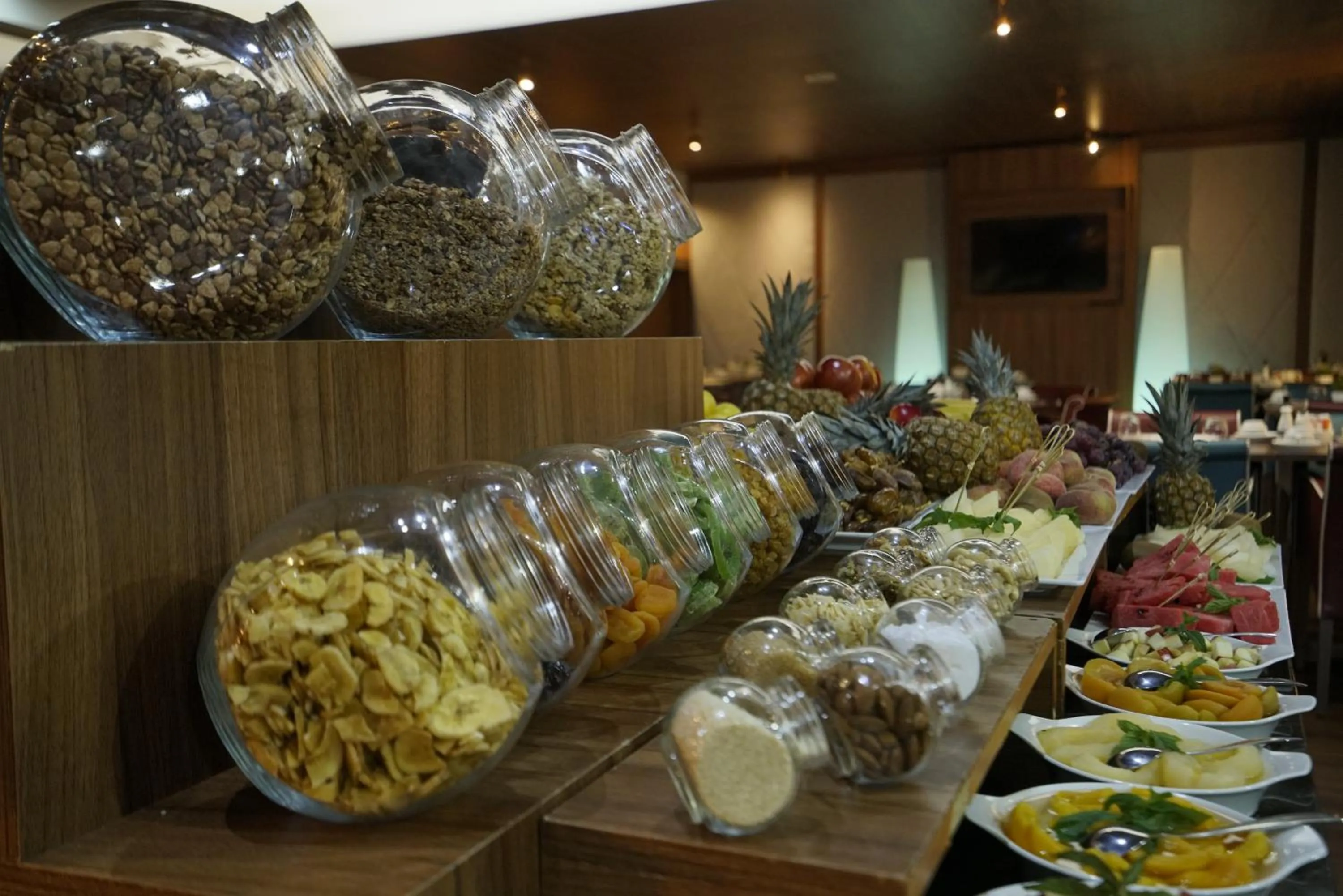 Buffet breakfast in AZ Hôtels Kouba