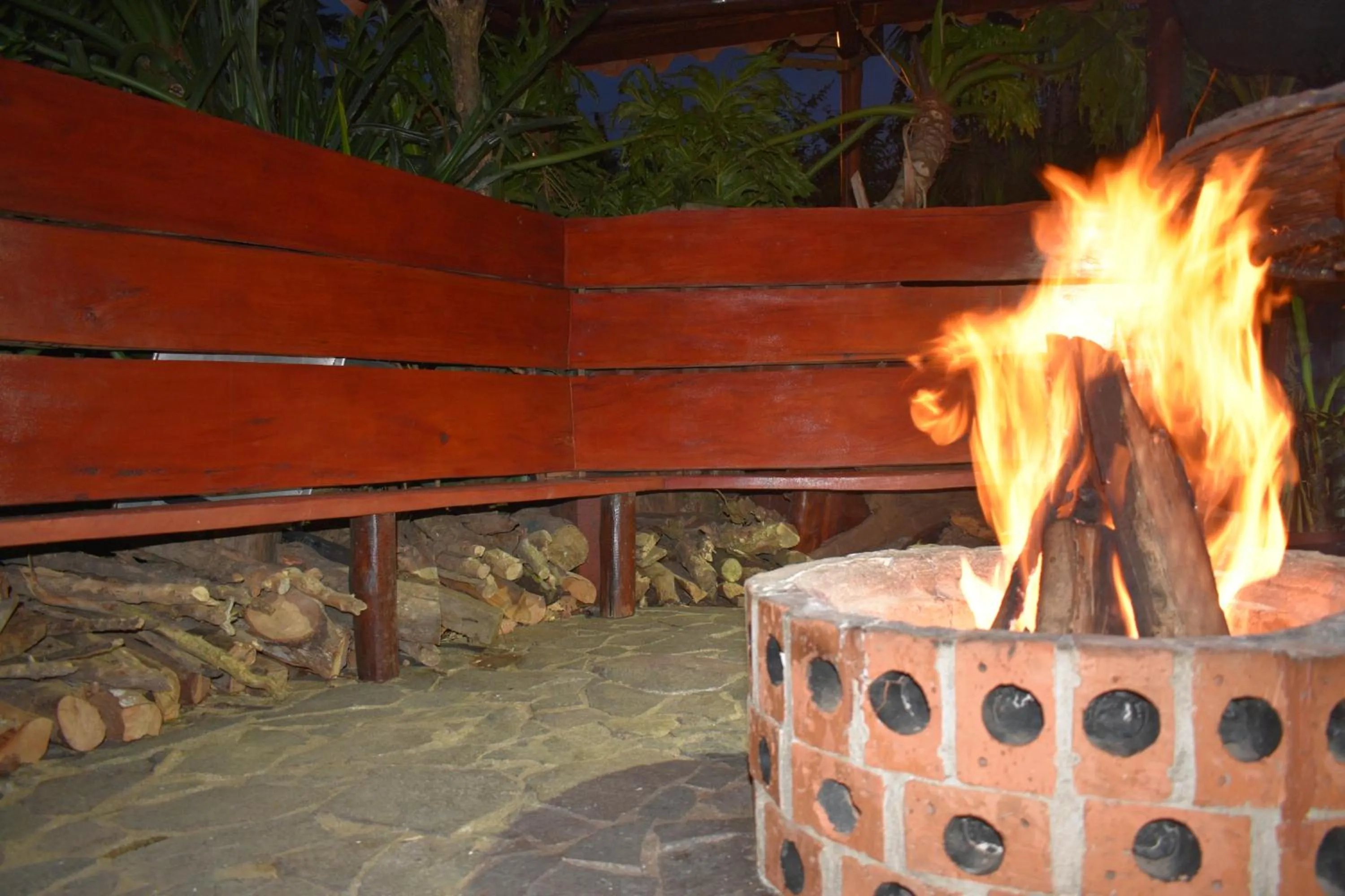 BBQ facilities in Casa Haydee Monteverde