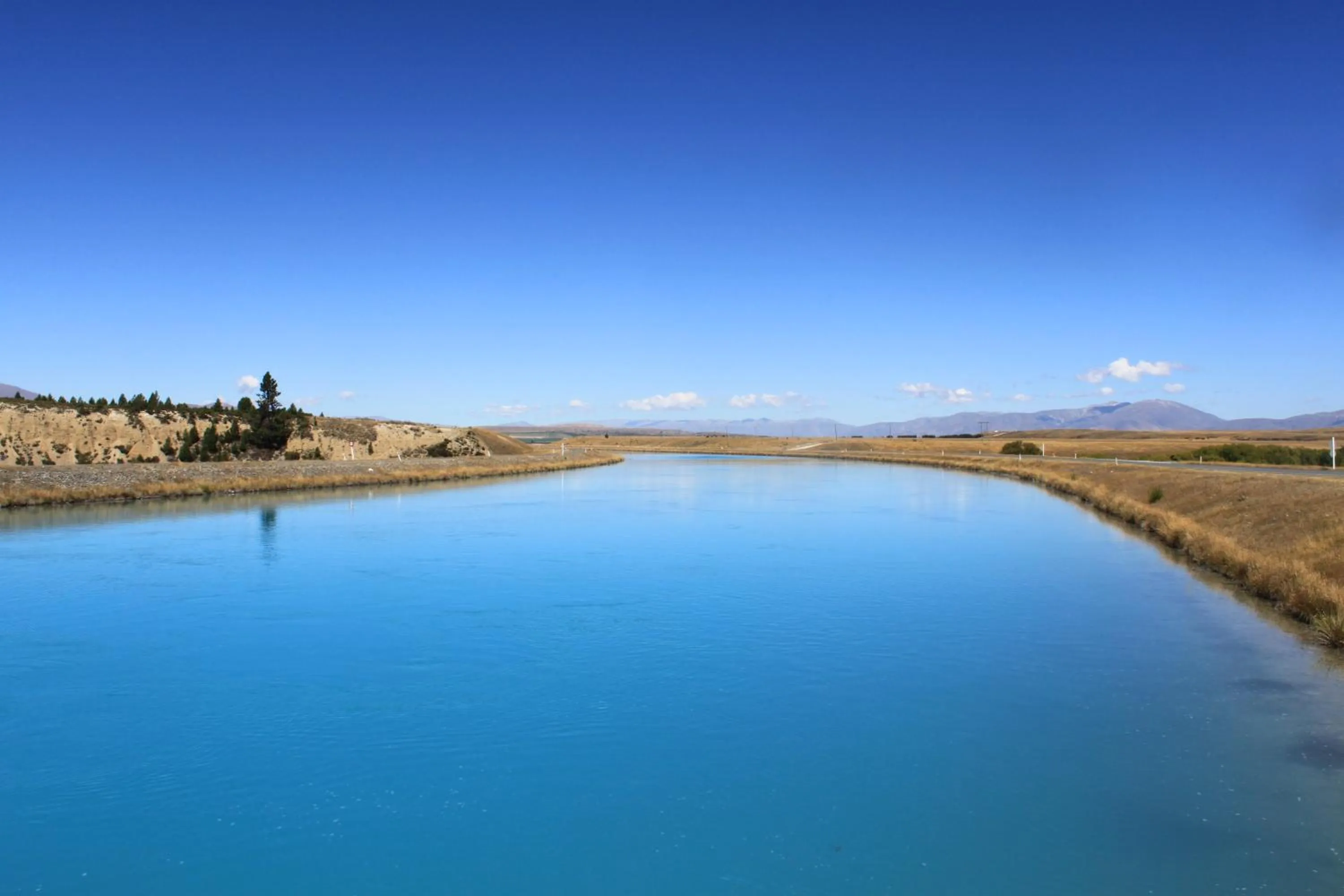 Fishing in The Lakes Motel