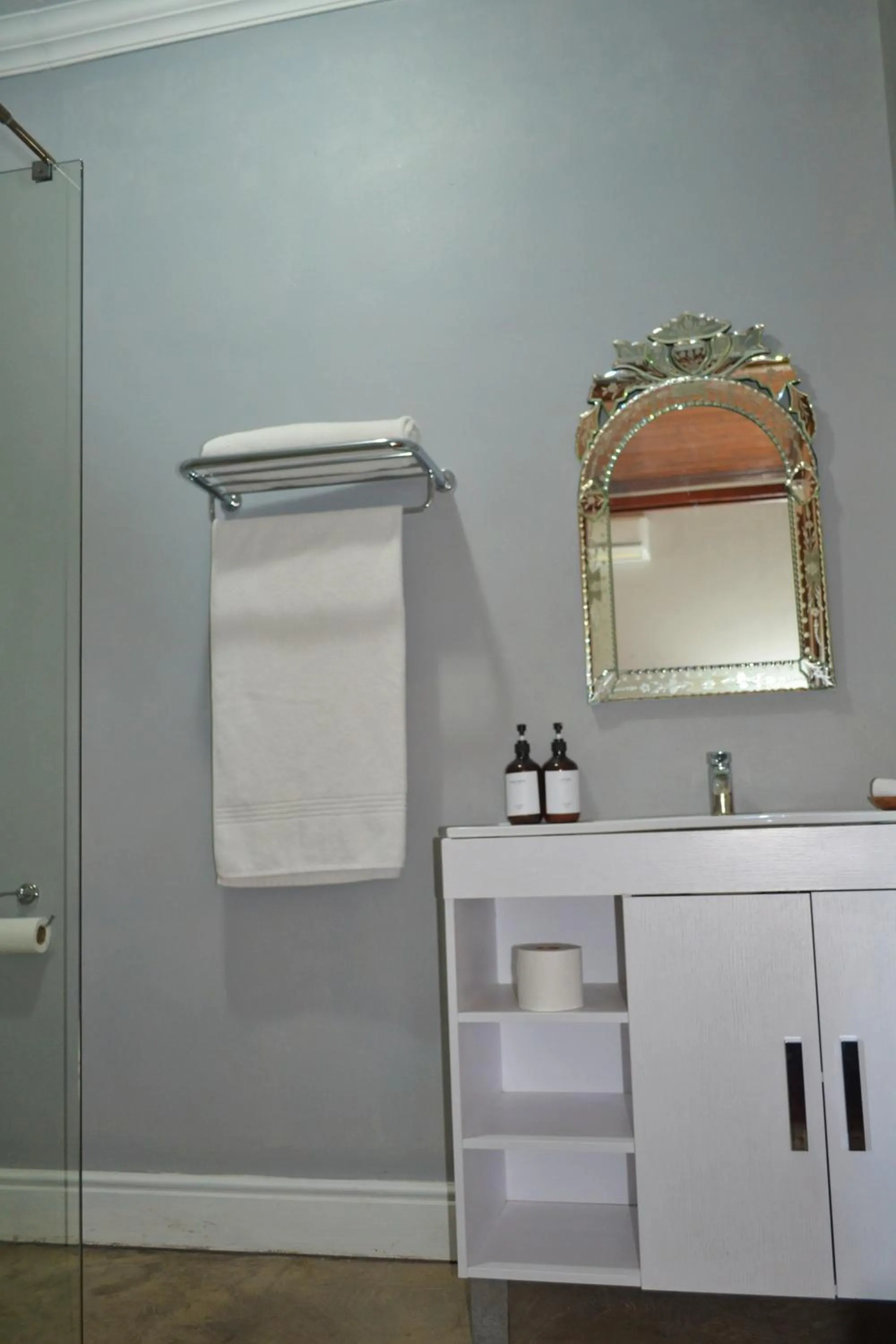 Bathroom in Old House Lodge