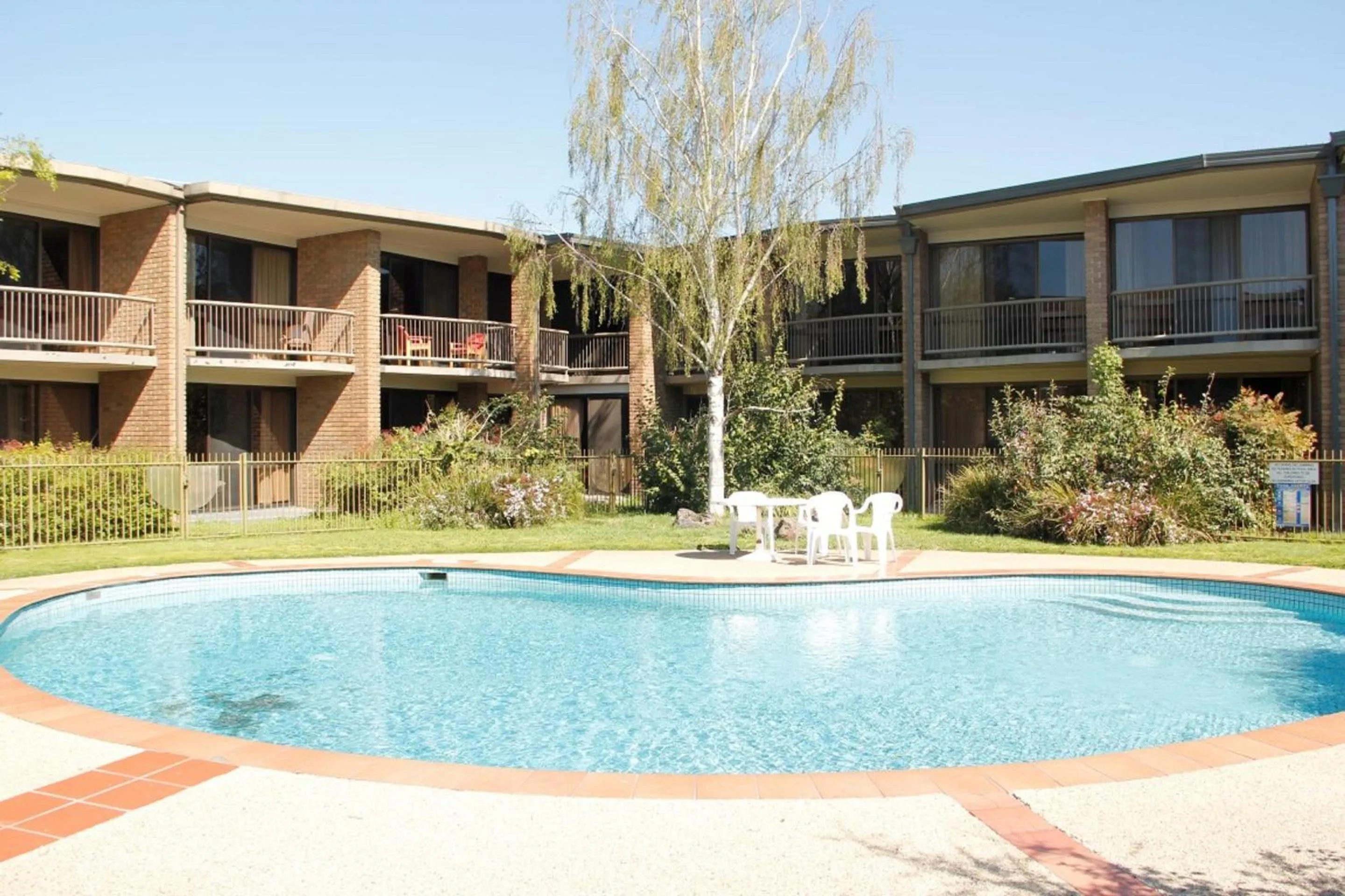 Swimming pool in Sandown Regency Hotel & Apartments