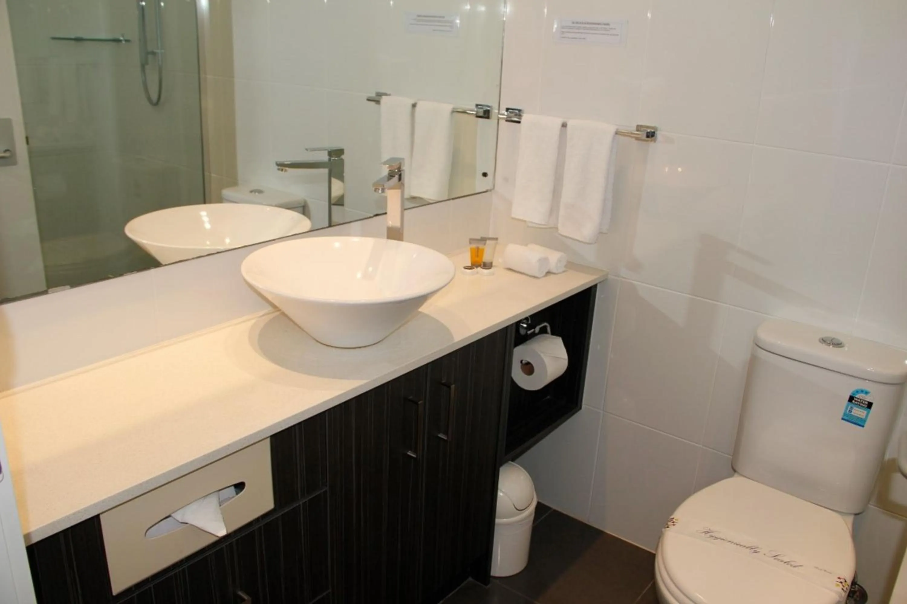 Bathroom in Sandown Regency Hotel & Apartments