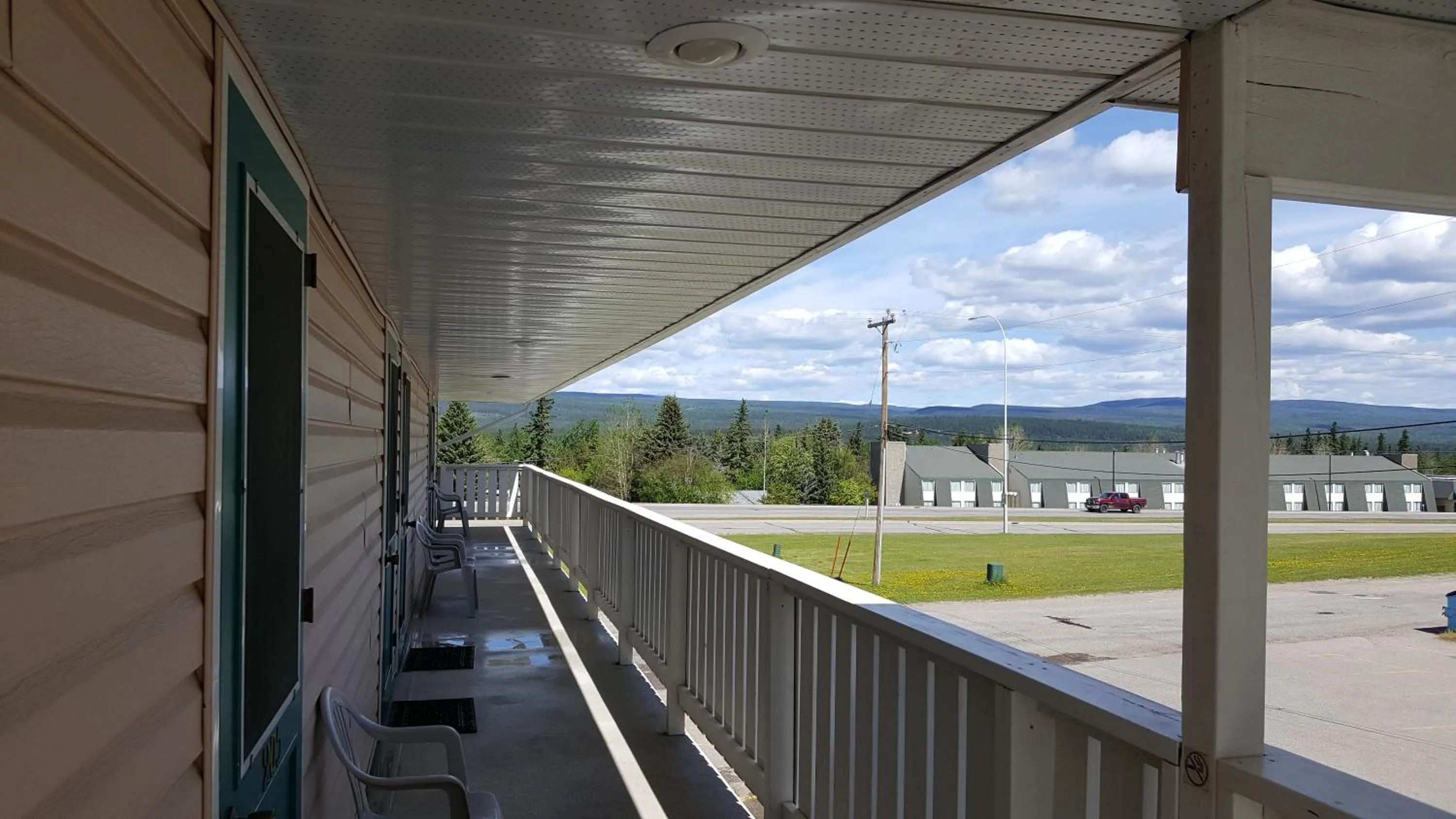 Property building in Pines Motel