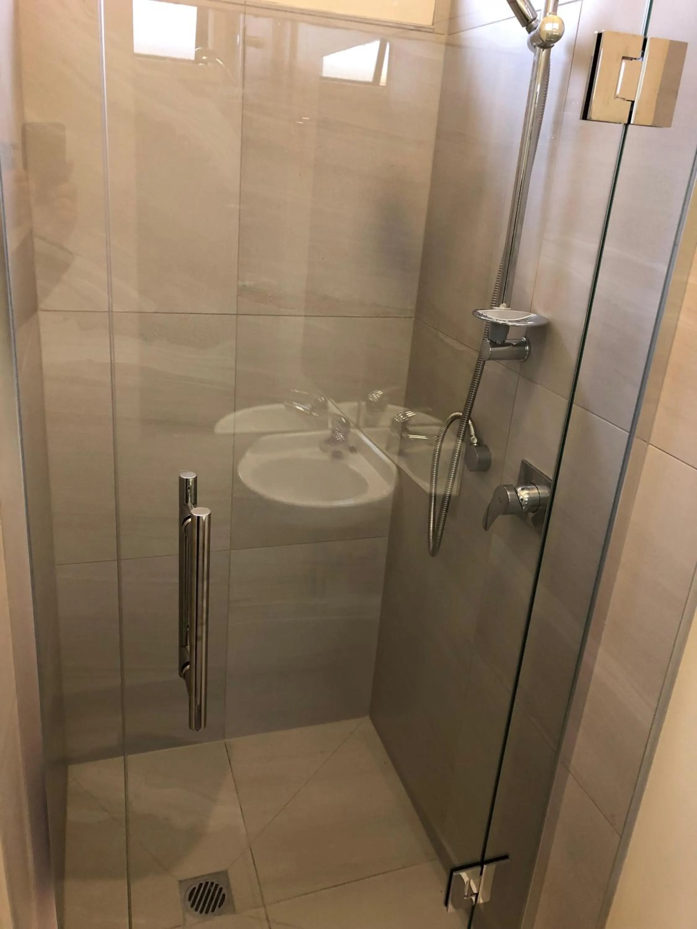 Shower in K Road City Travellers