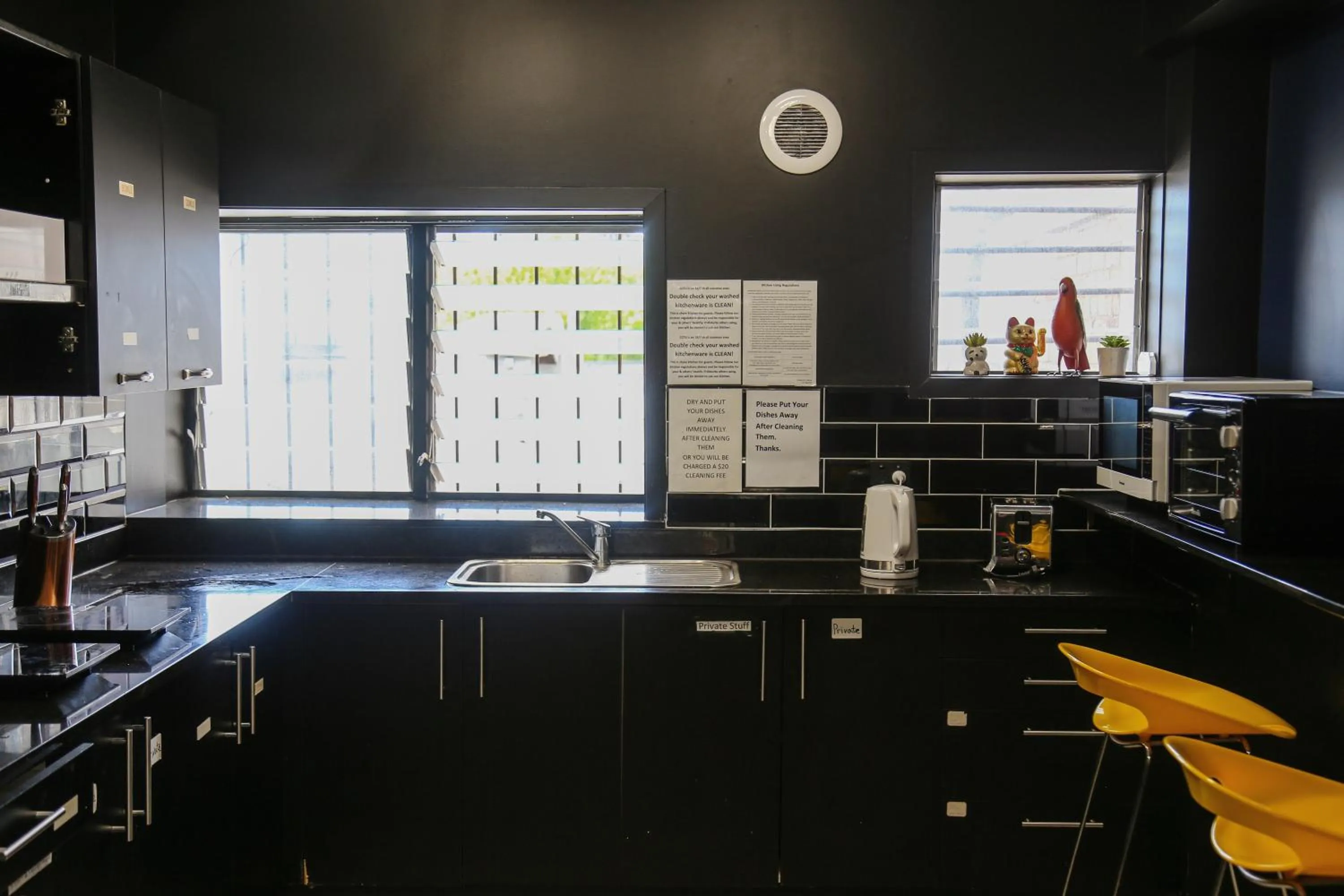 Communal kitchen in K Road City Travellers